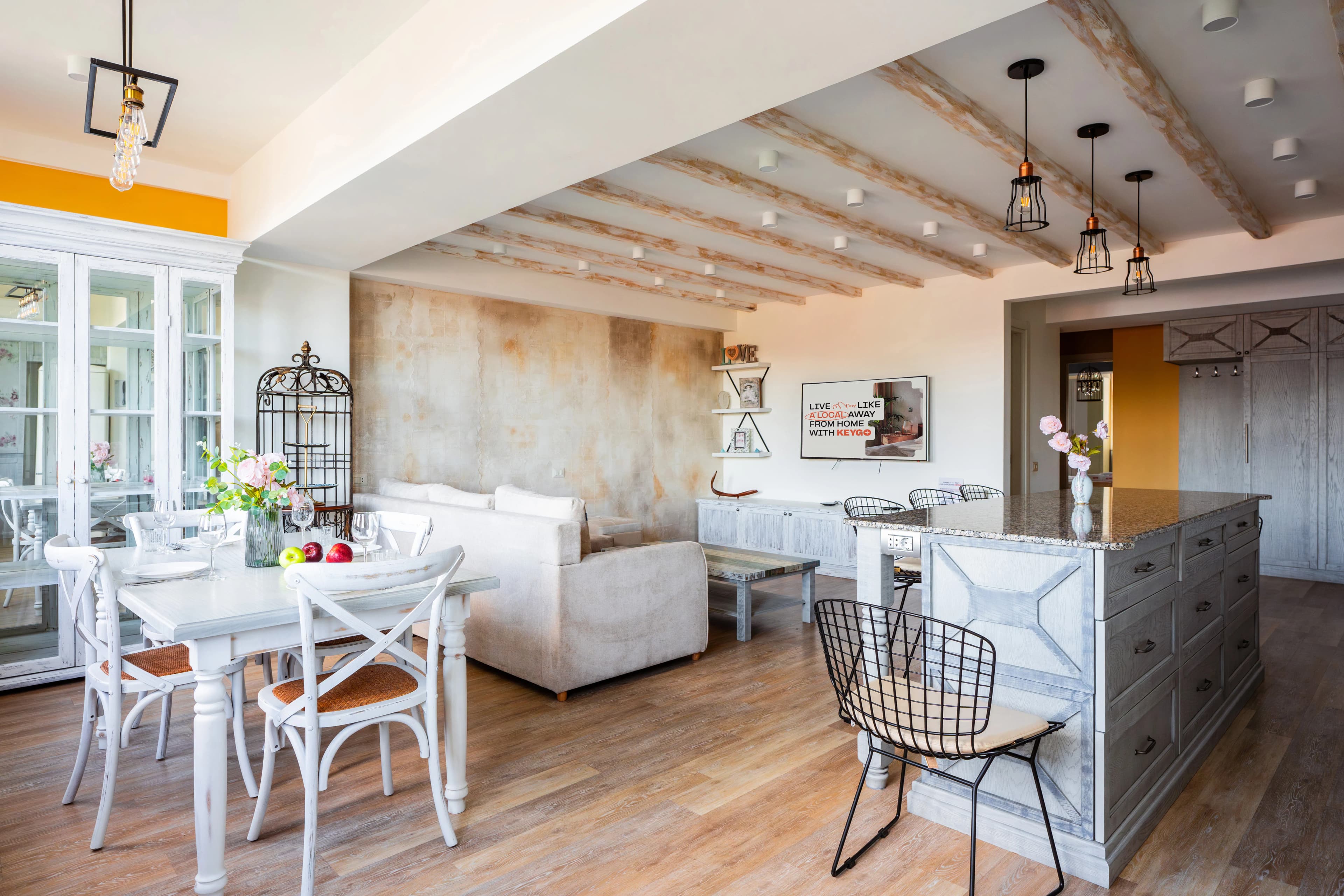 Apartment KeyGo #0028 near Republic Square photo 2