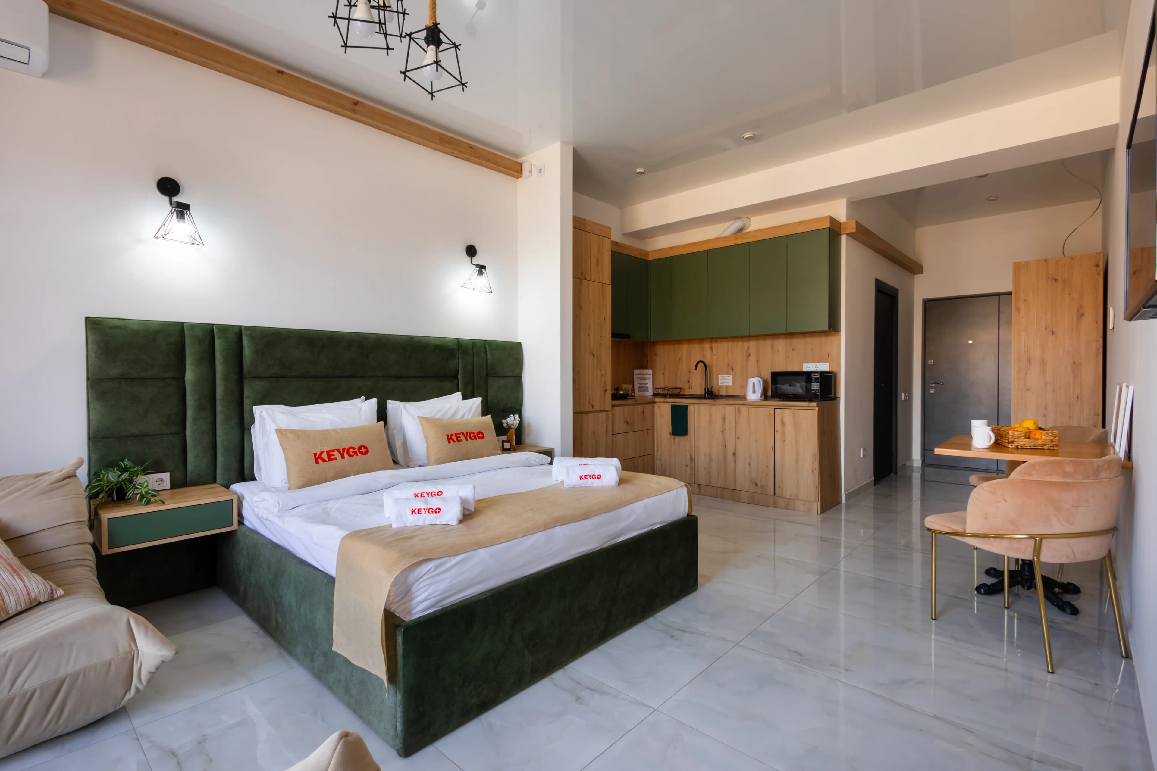 Studio KeyGo #0058 near the Ararat Museum photo 6