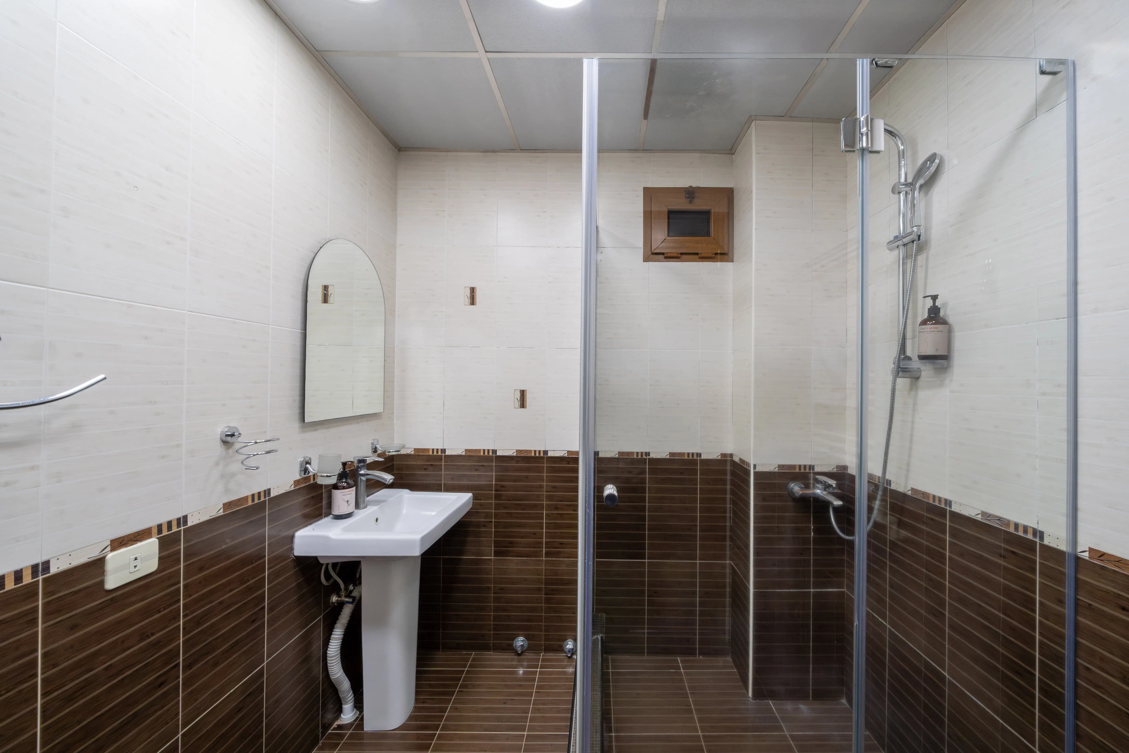 отель The Yard photo 4