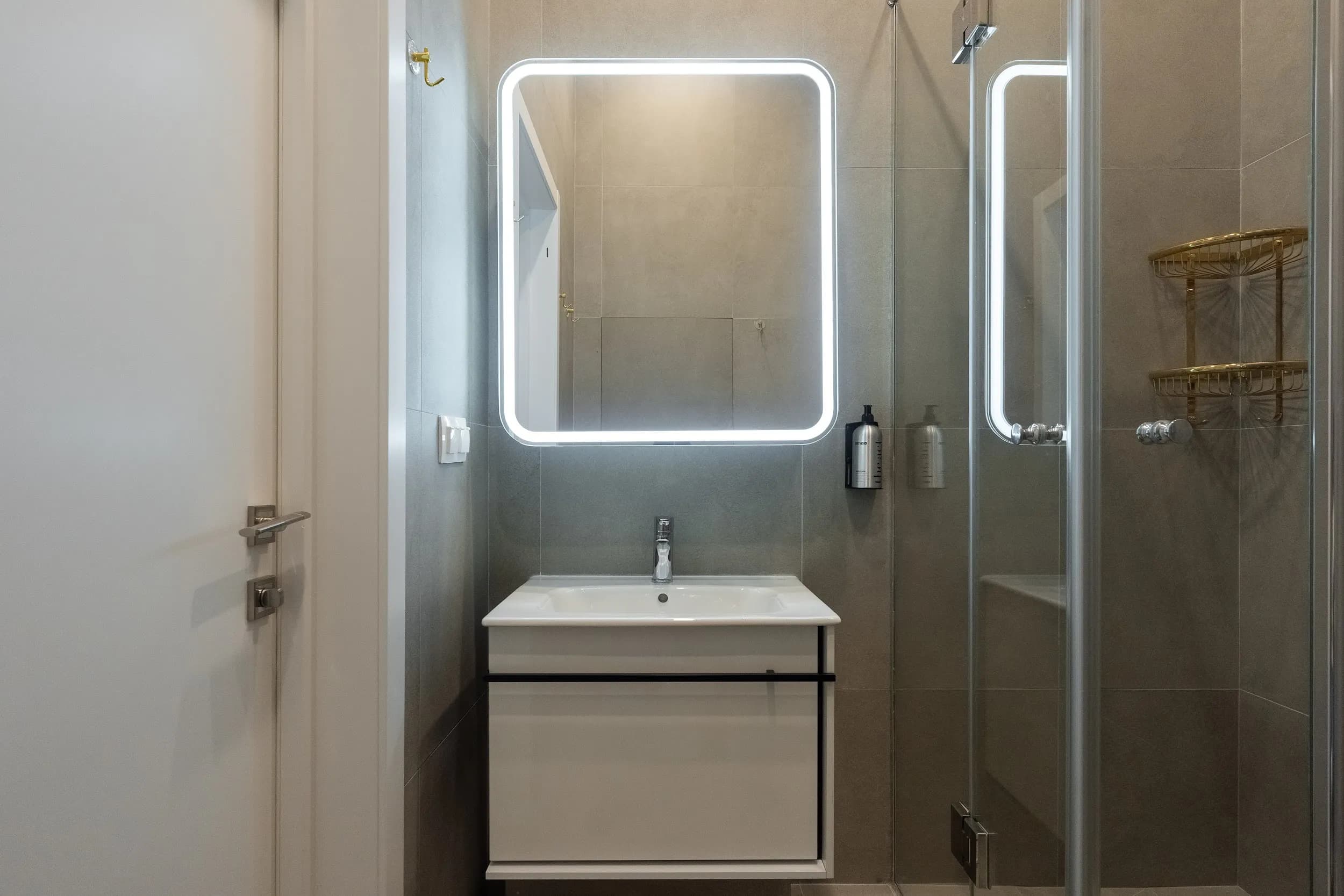 Студия KeyGo #1016 с видoм нa ВДHX photo 3