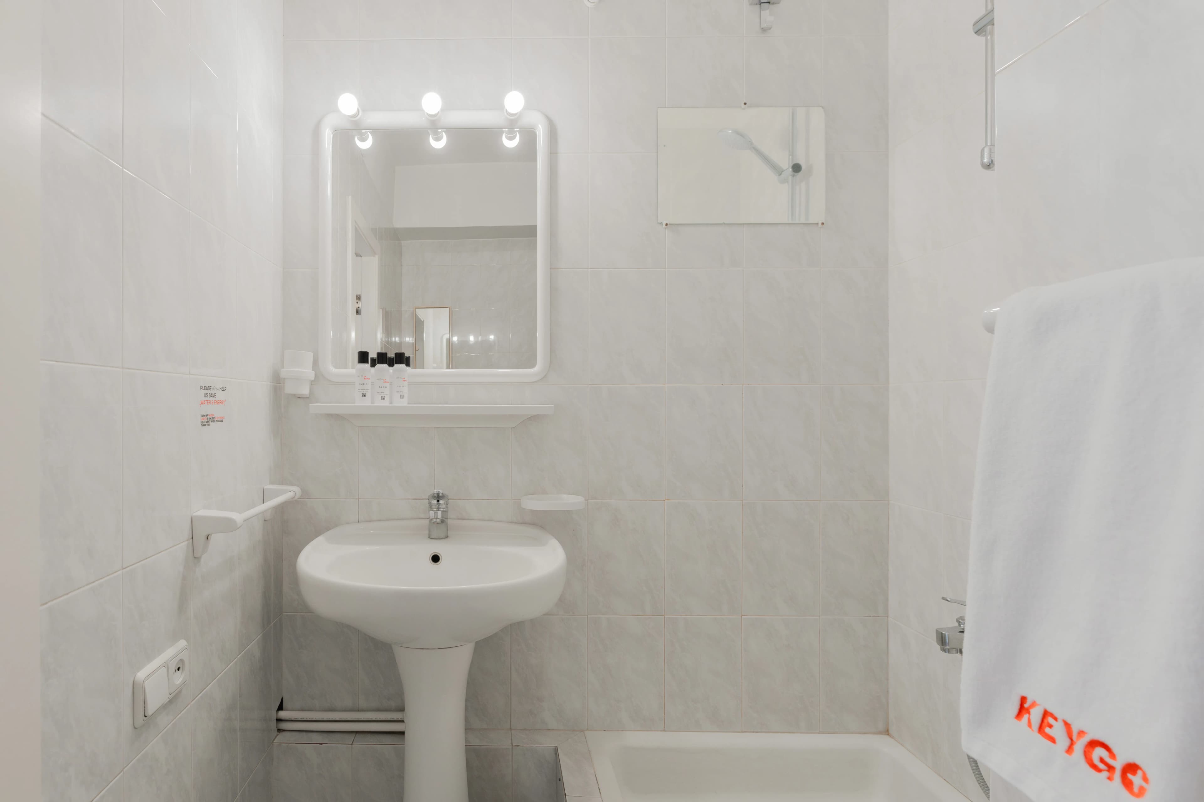 Apartment KeyGo #0009 near the Matenadaran Museum photo 15