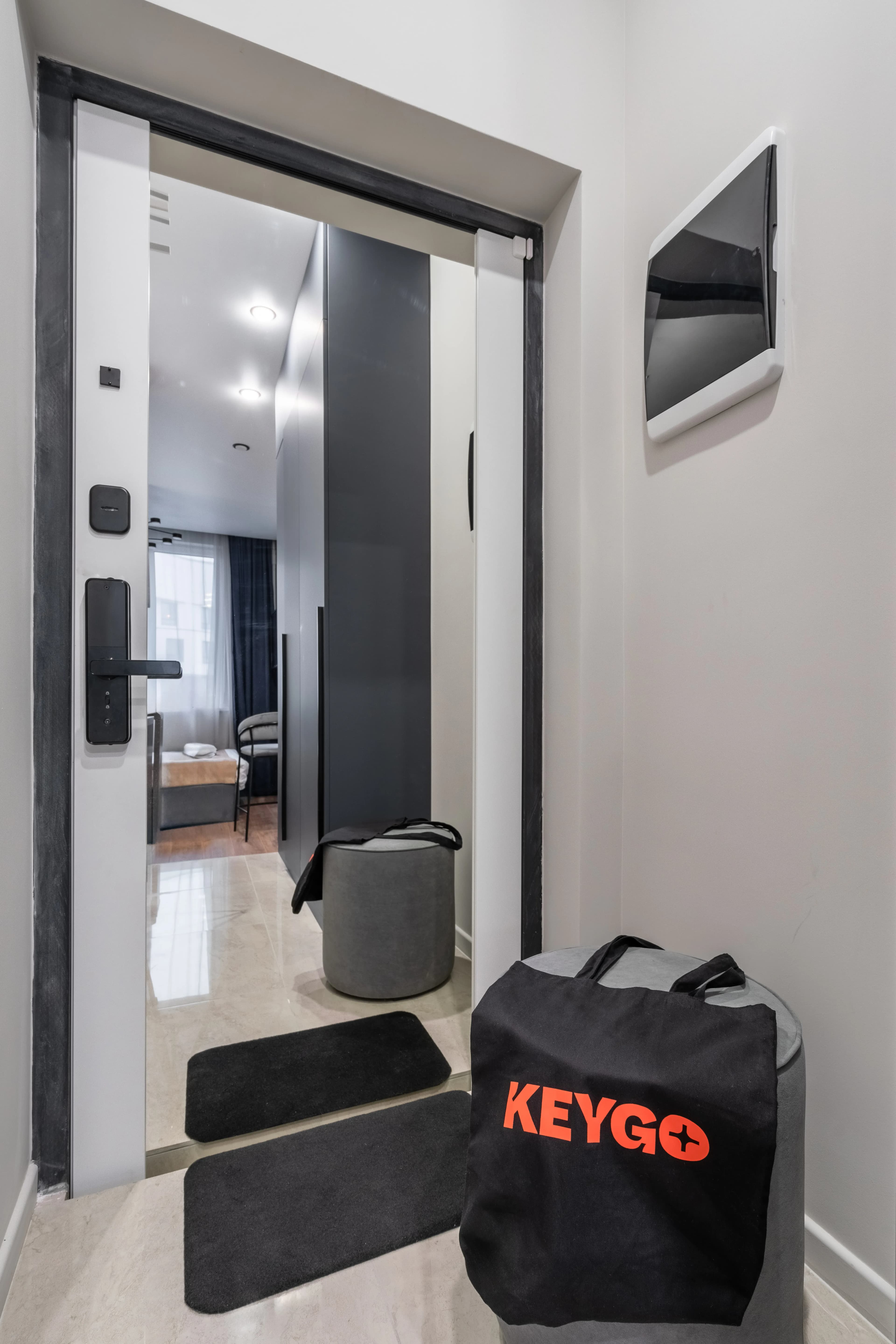 Студия KeyGo #1064 кофе в кружке и Wi-Fi на максимуме photo 24