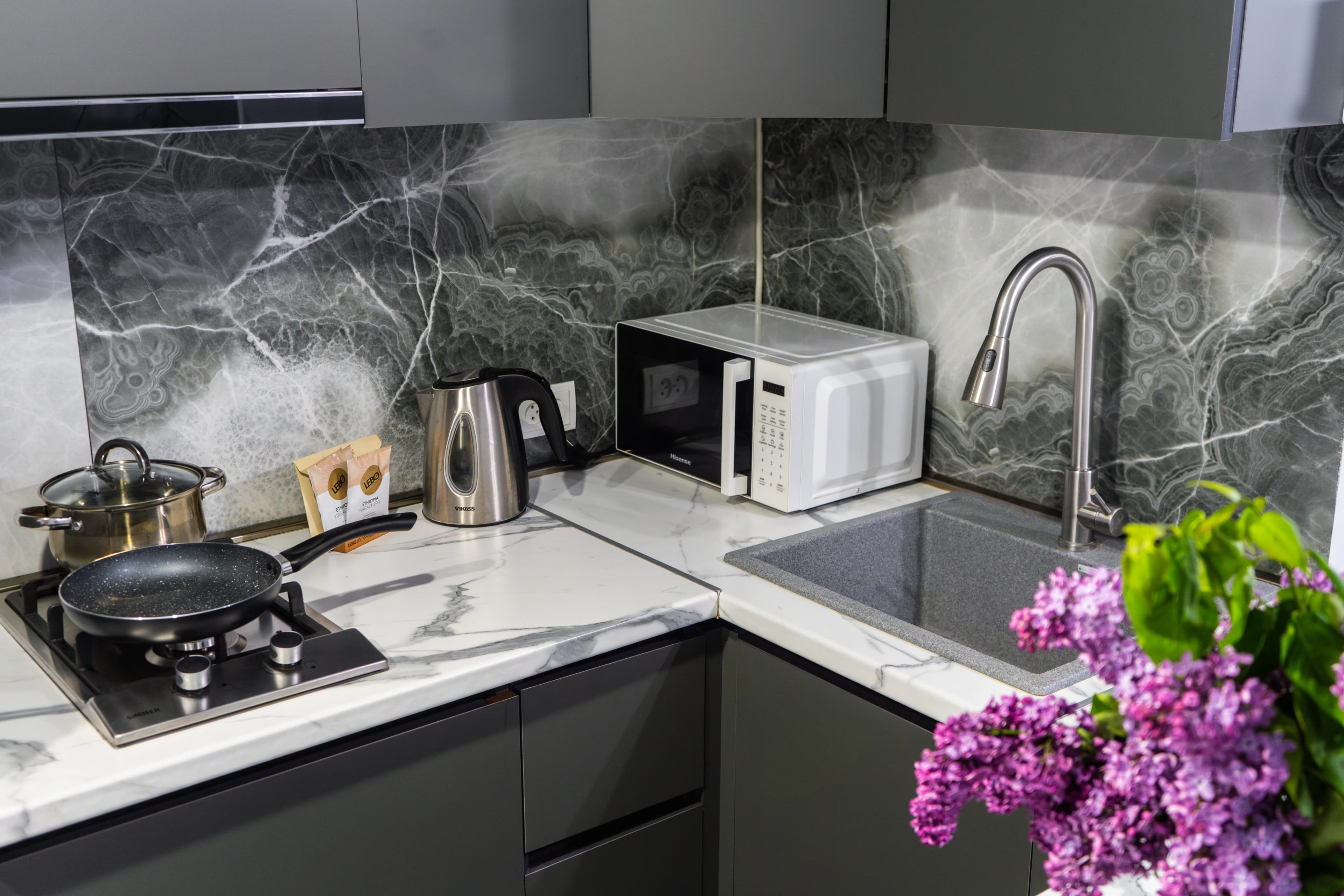 1BR/Downtown Serenity/Cityscape Bliss photo 6