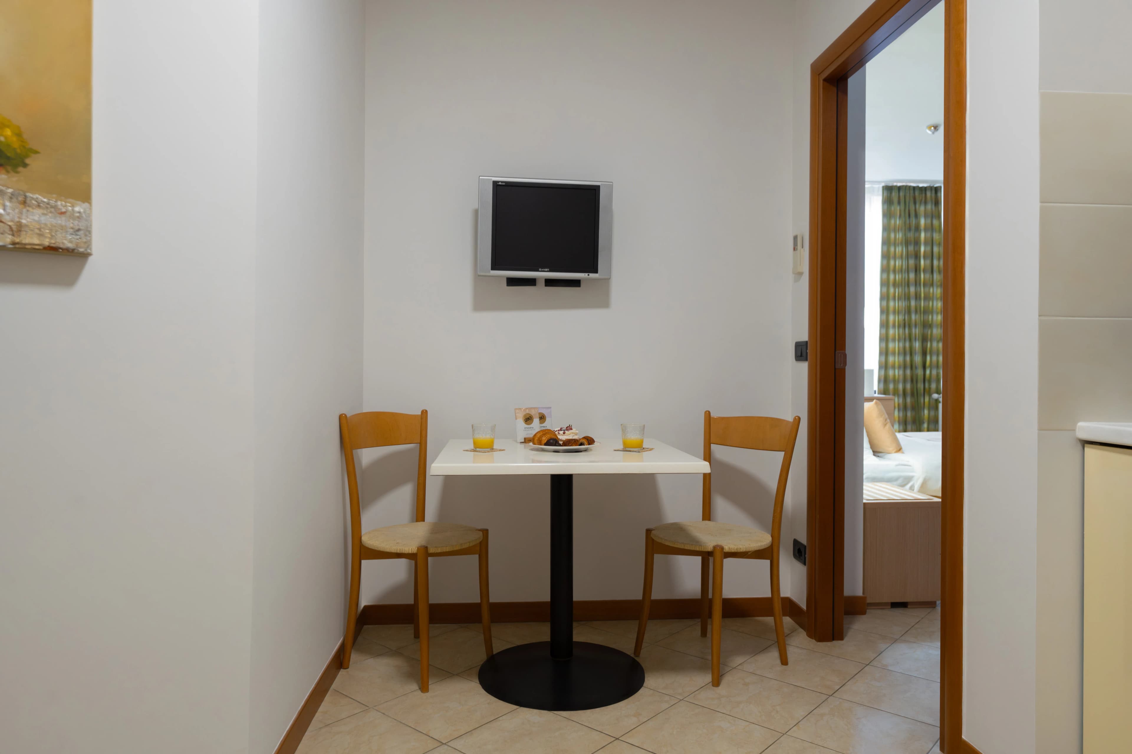 Republic Square's Chic Hideaway/1BR Apt photo 9