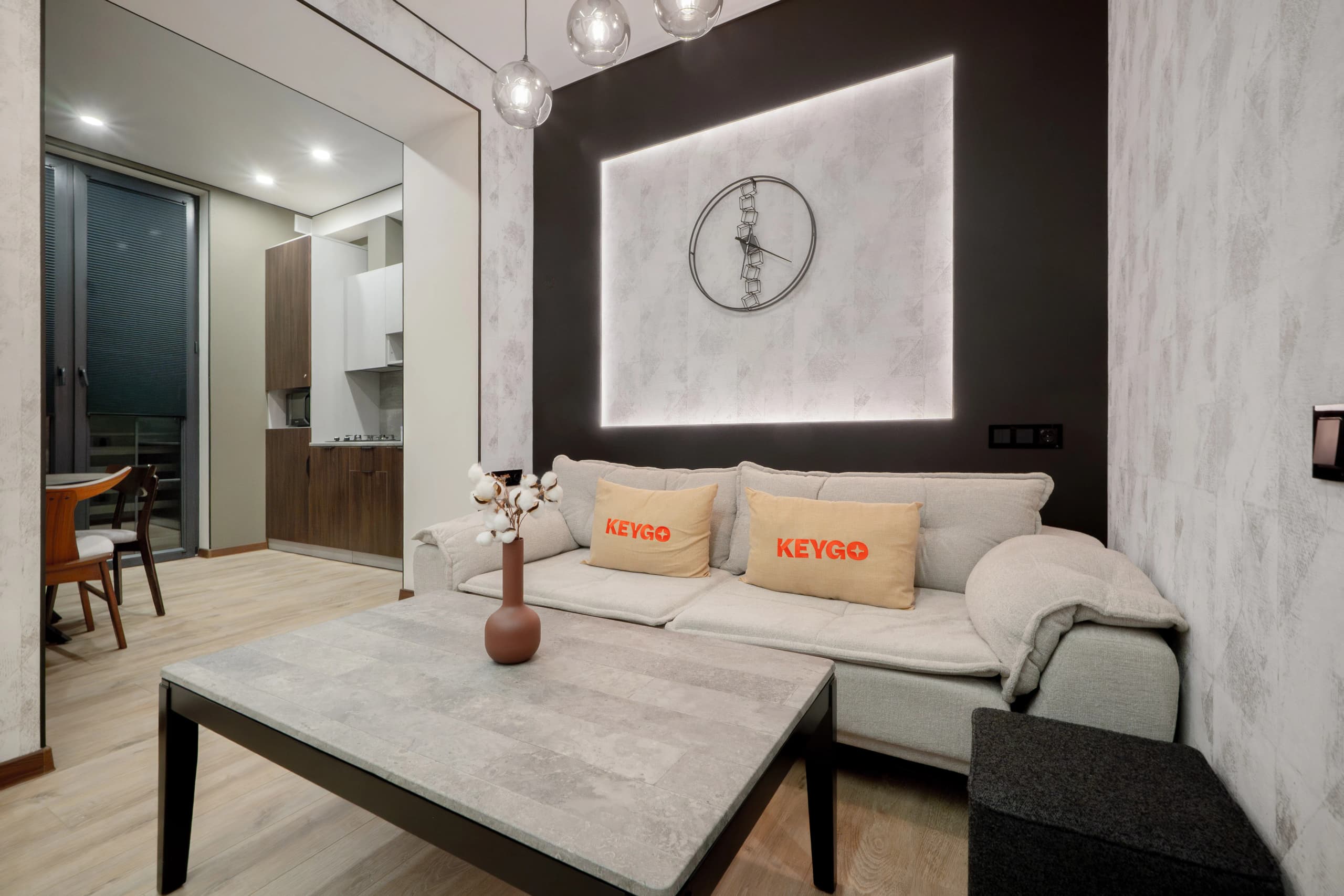  #0208 | 1 Bedroom | Near Diana Abgar Park photo 2