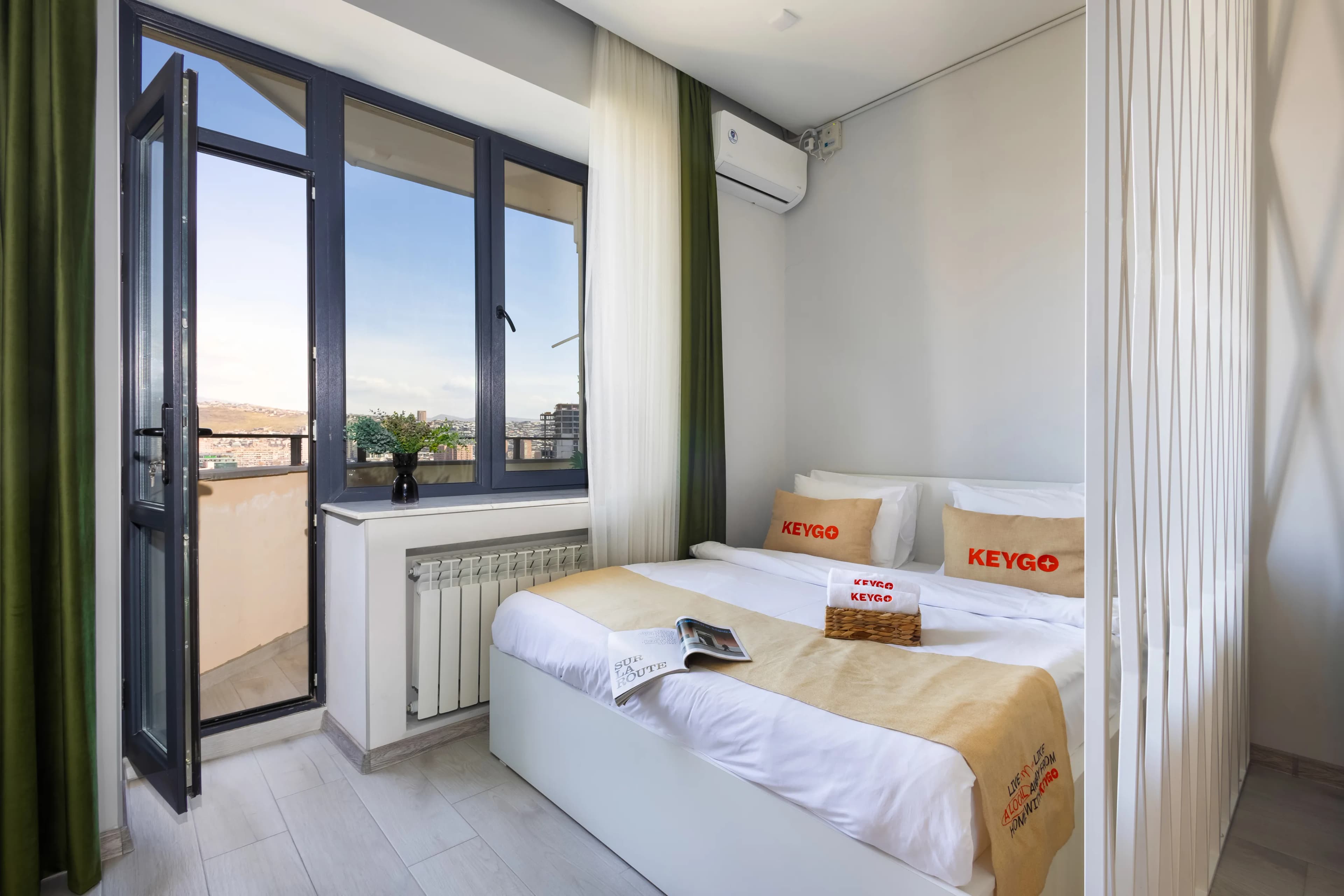 Apartment KeyGo #0052 offers comfort and coziness in the city photo 2