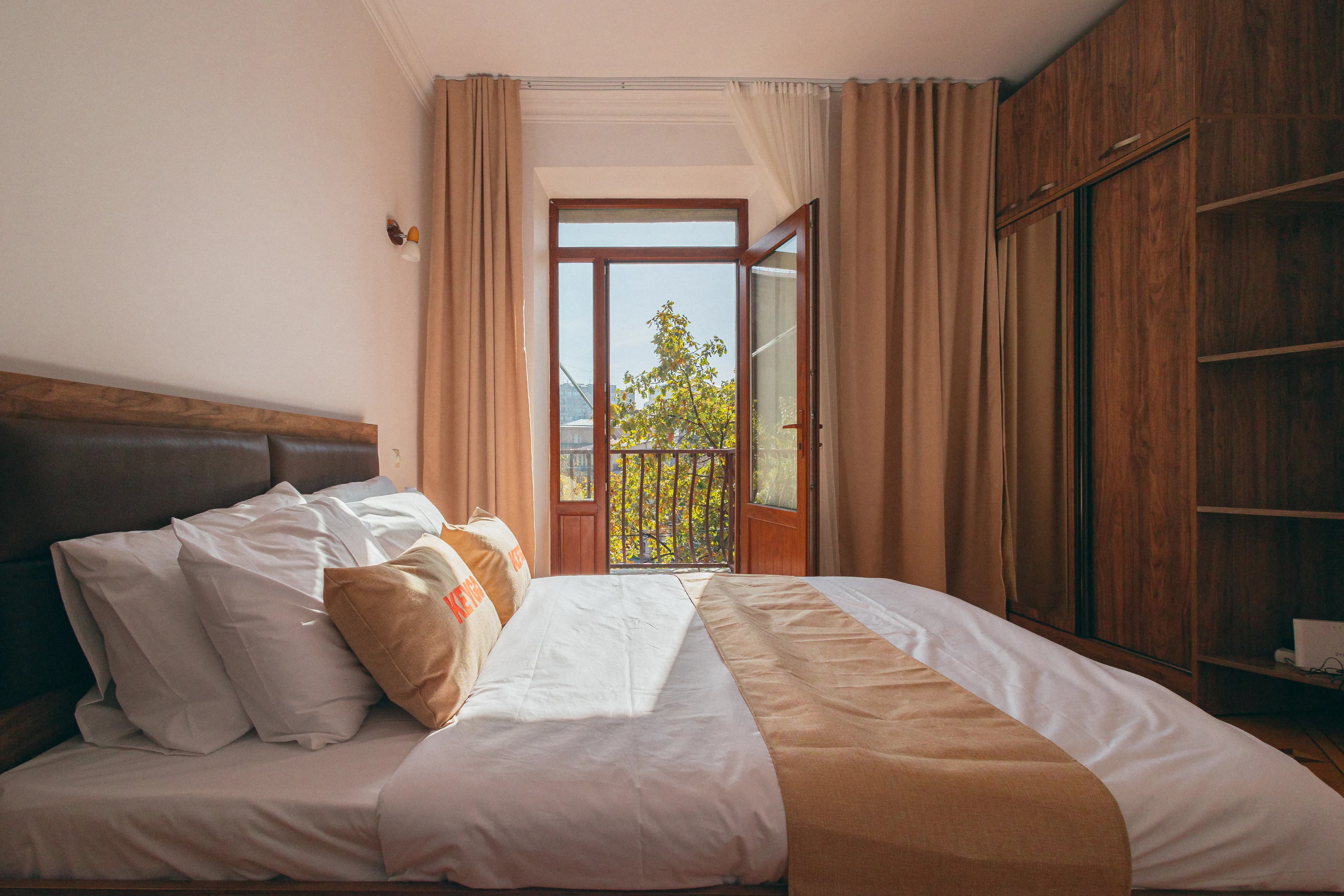 Apartment KeyGo #0011 next to the Opera House photo 5