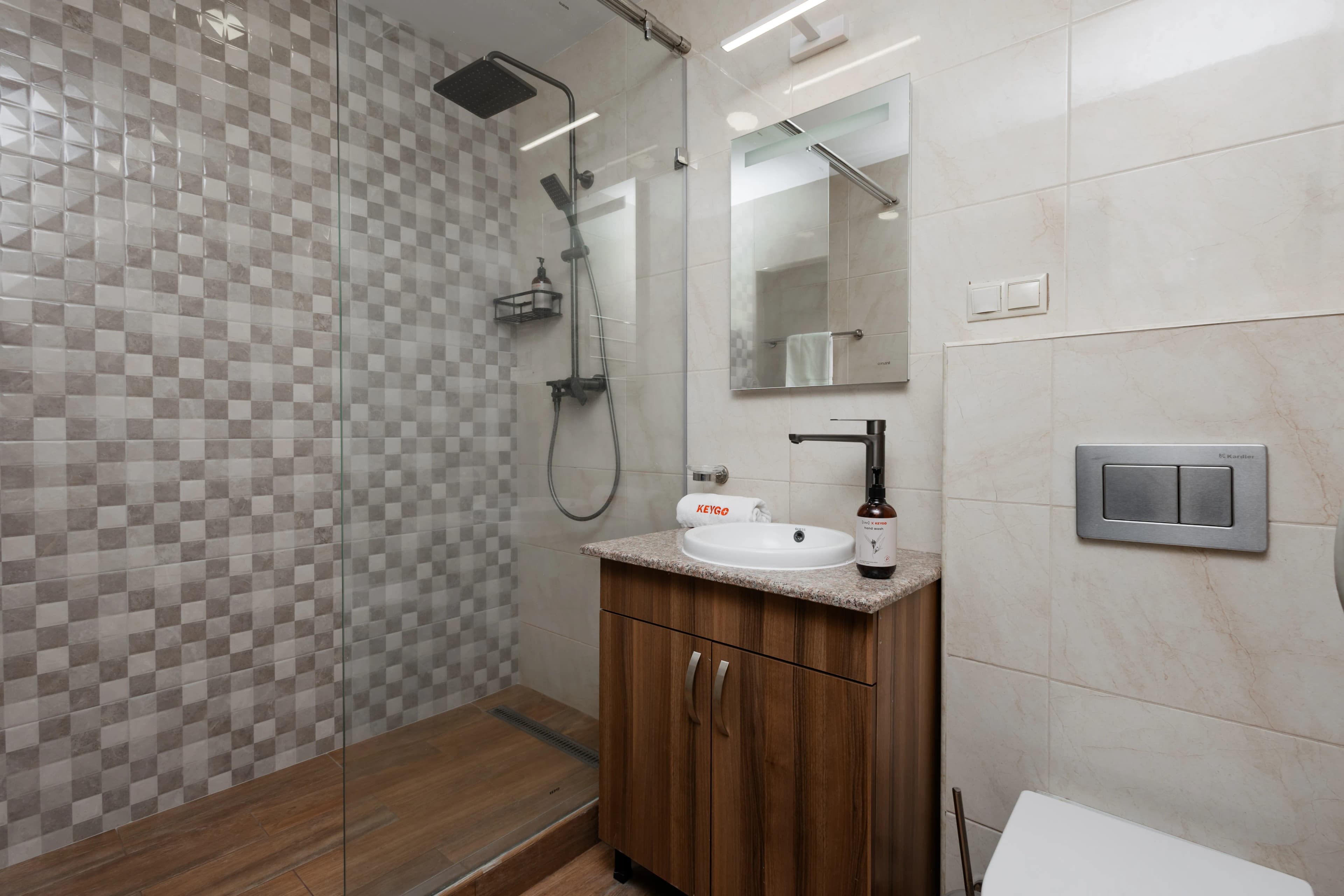  #0221 | 1 Bedroom | Near Diana Abgar Park photo 20