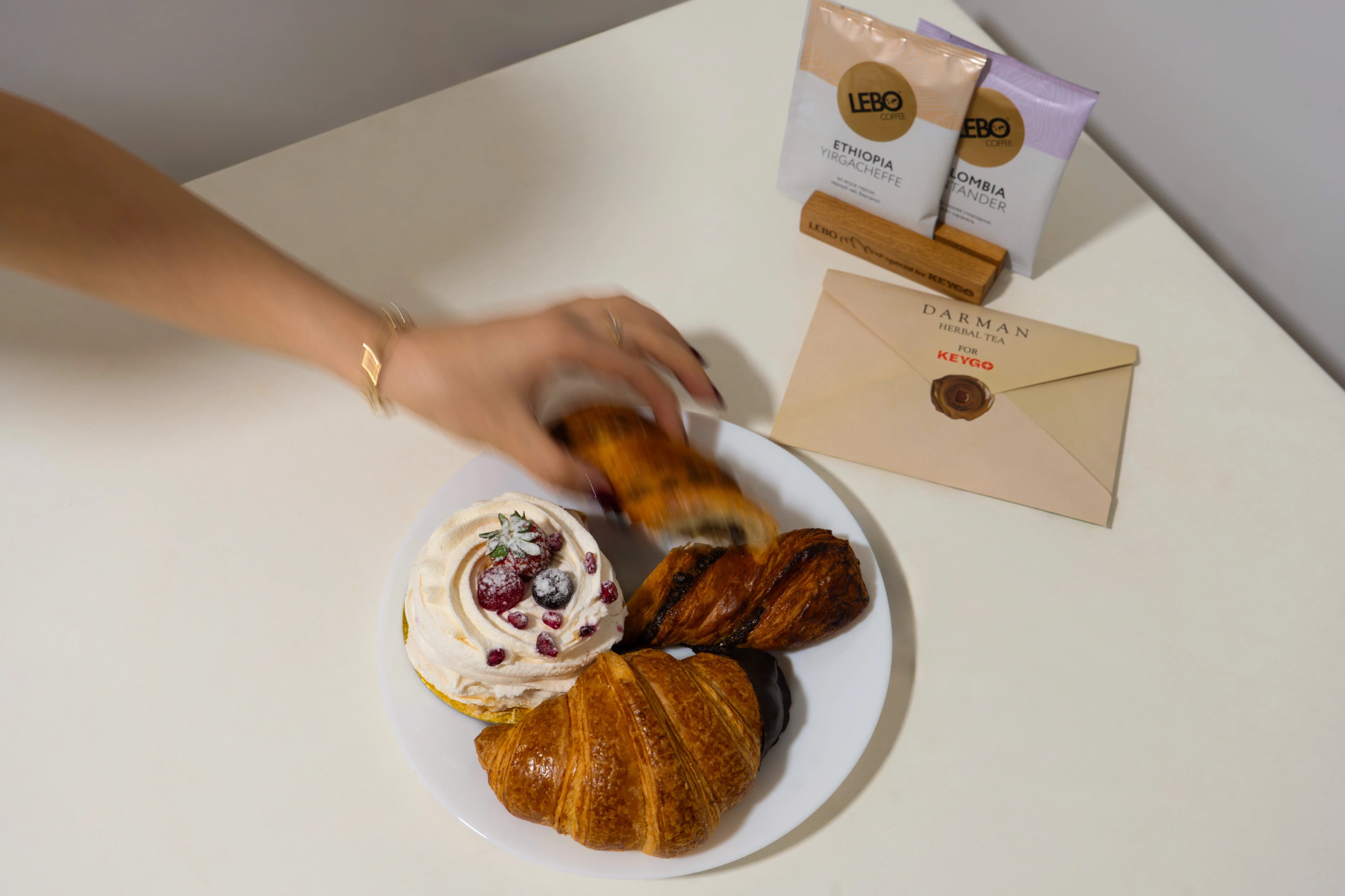 Republic Square's Chic Hideaway/1BR Apt photo 10