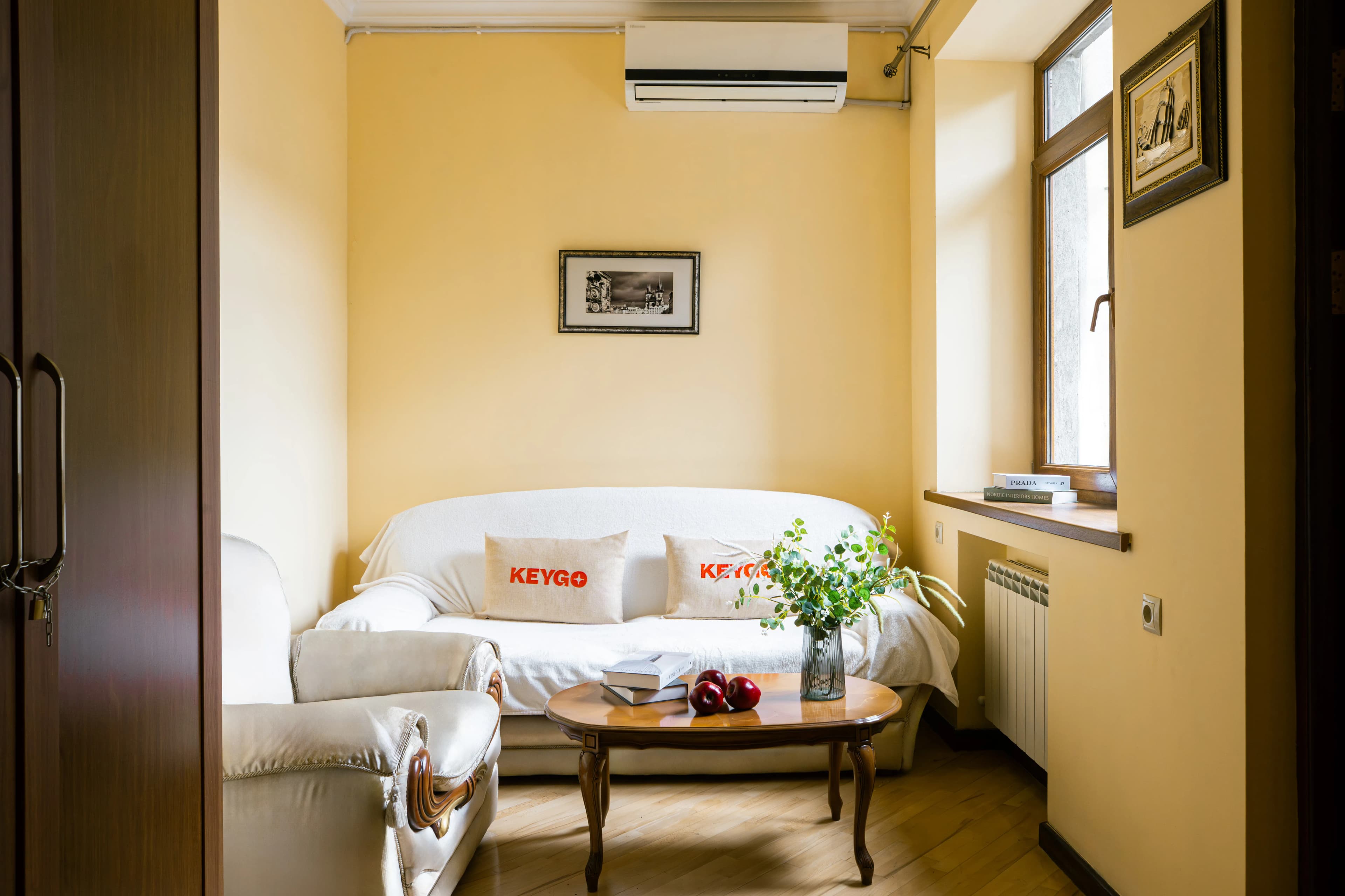 Apartment KeyGo #0060 is the key to the center of Yerevan photo 2