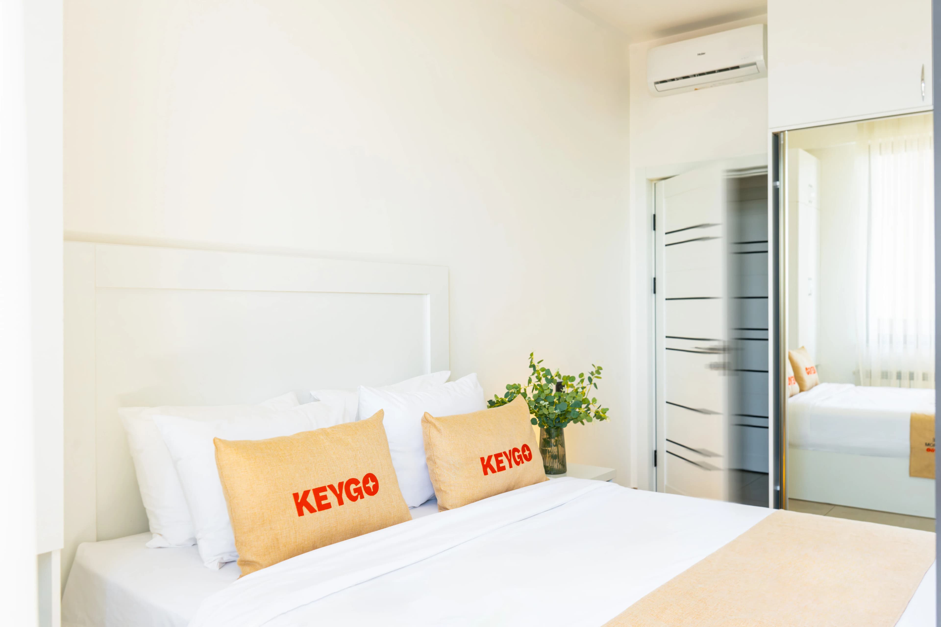 2BR in Center/Self checkin/City view photo 15