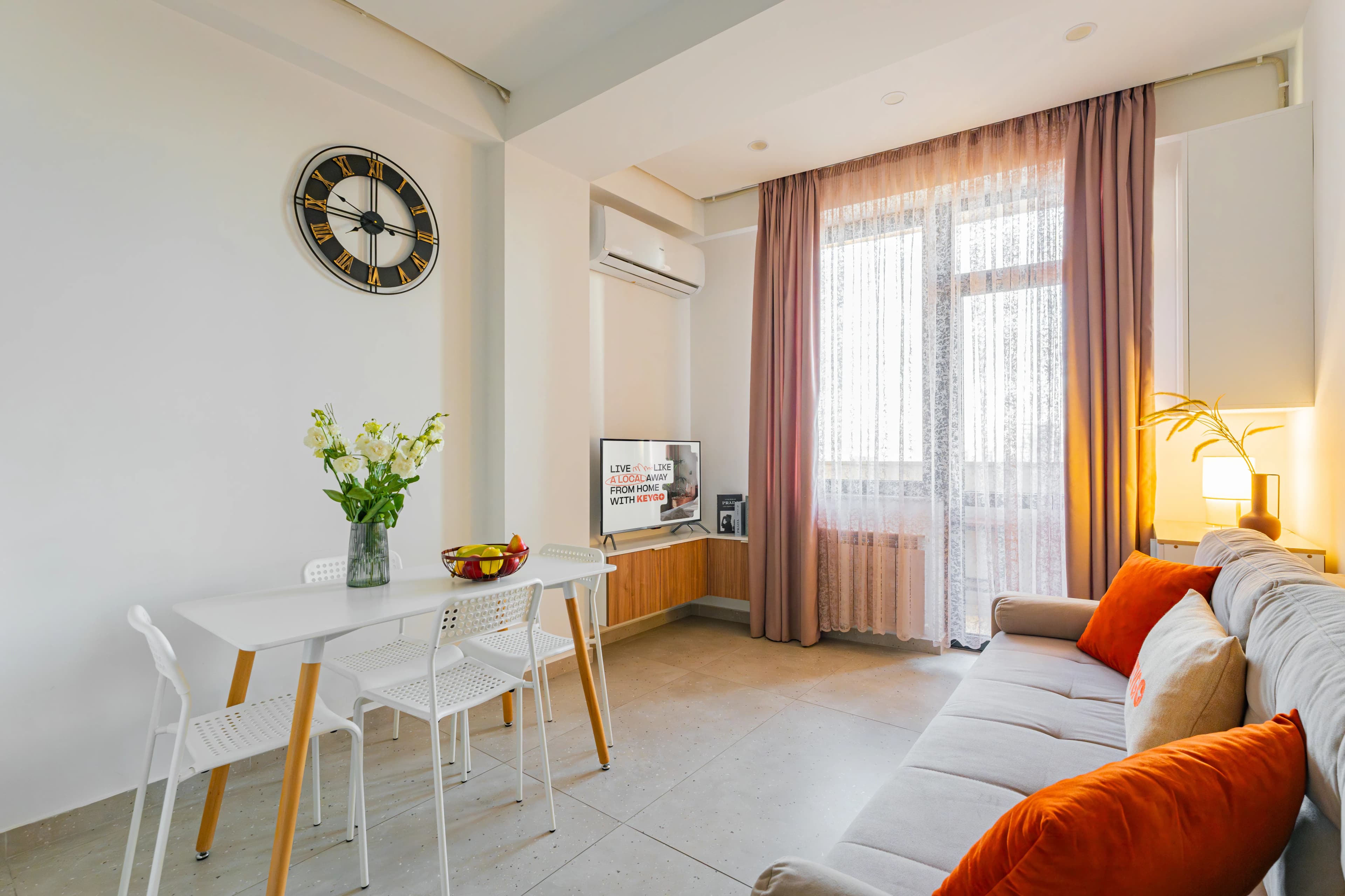 2BR in Center/Self checkin/City view photo 3