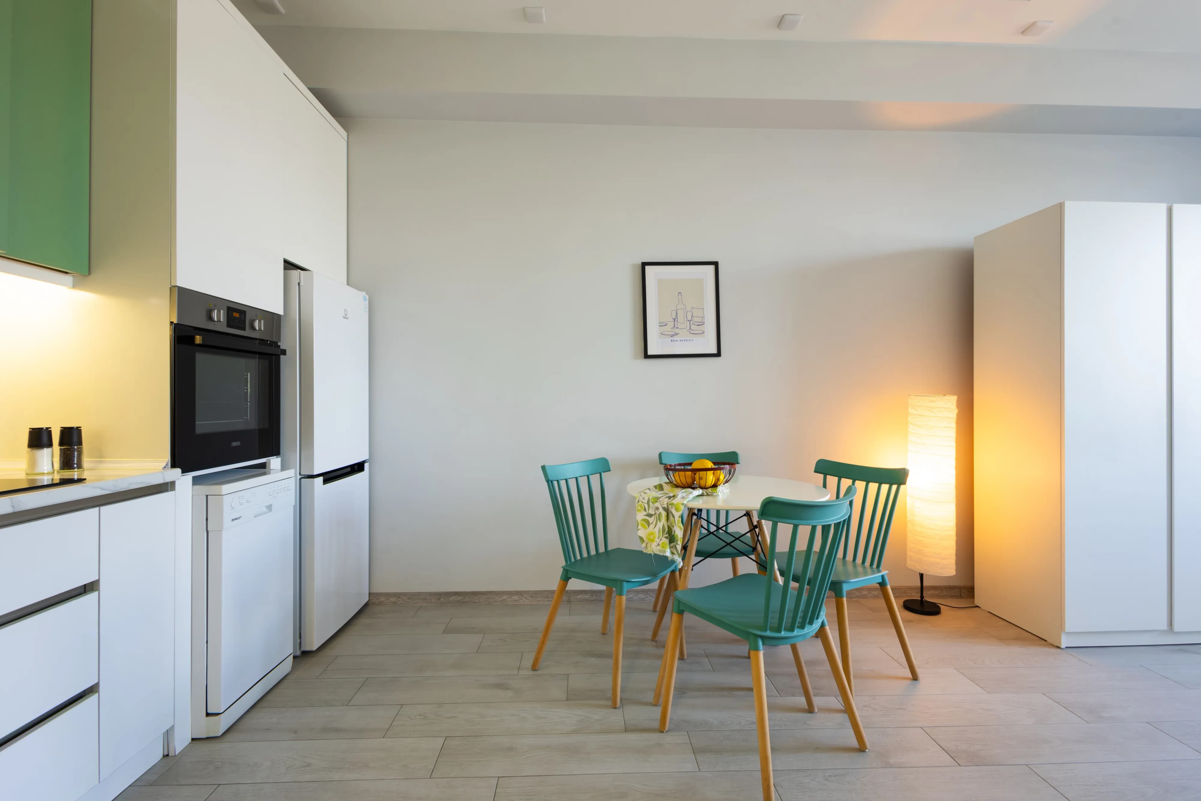 Apartment KeyGo #0052 offers comfort and coziness in the city photo 12