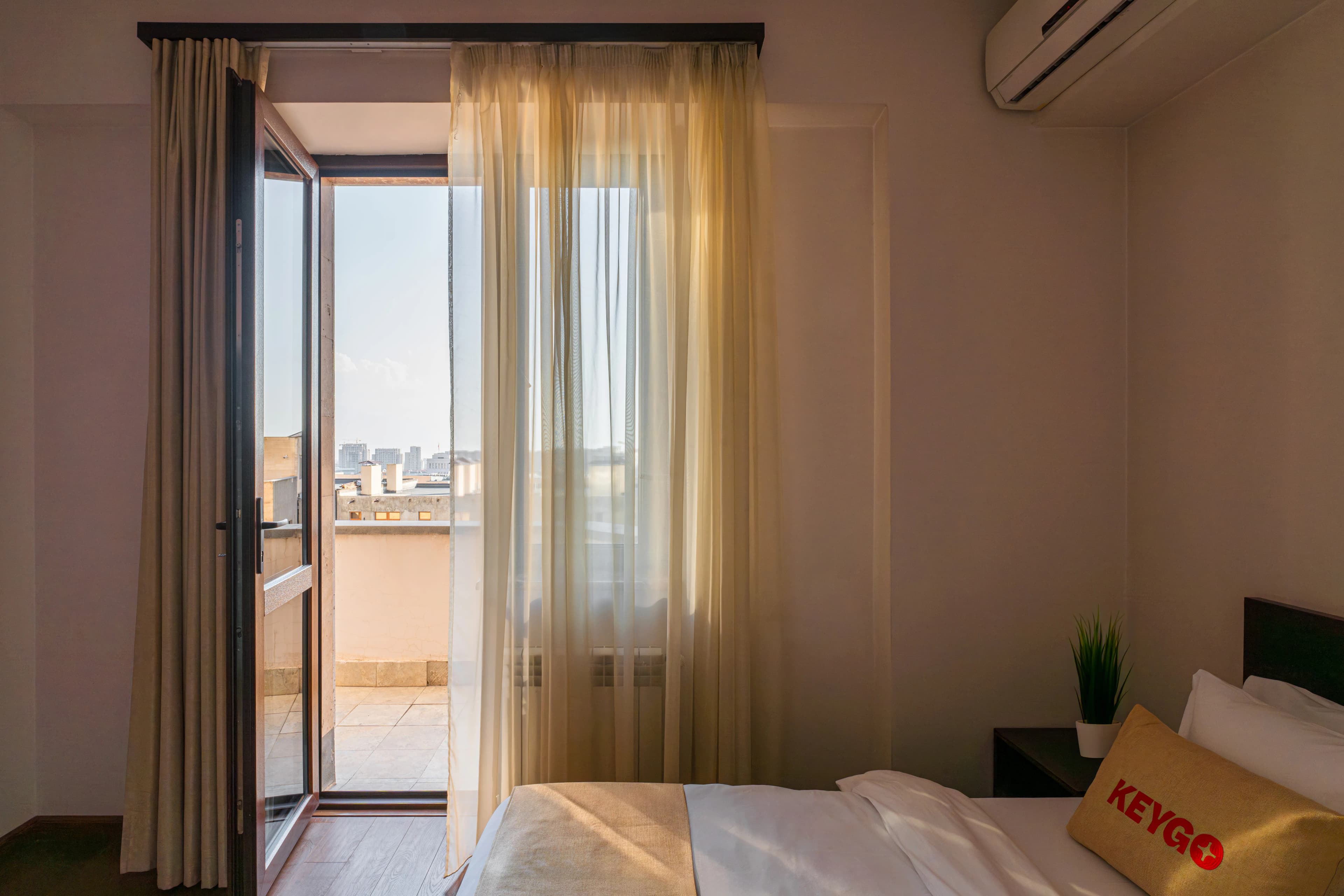 Apartment KeyGo  #0092 next to the National Gallery photo 9