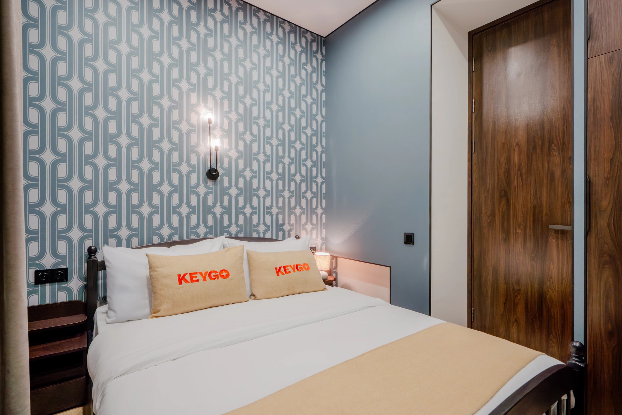  #0208 | 1 Bedroom | Near Diana Abgar Park