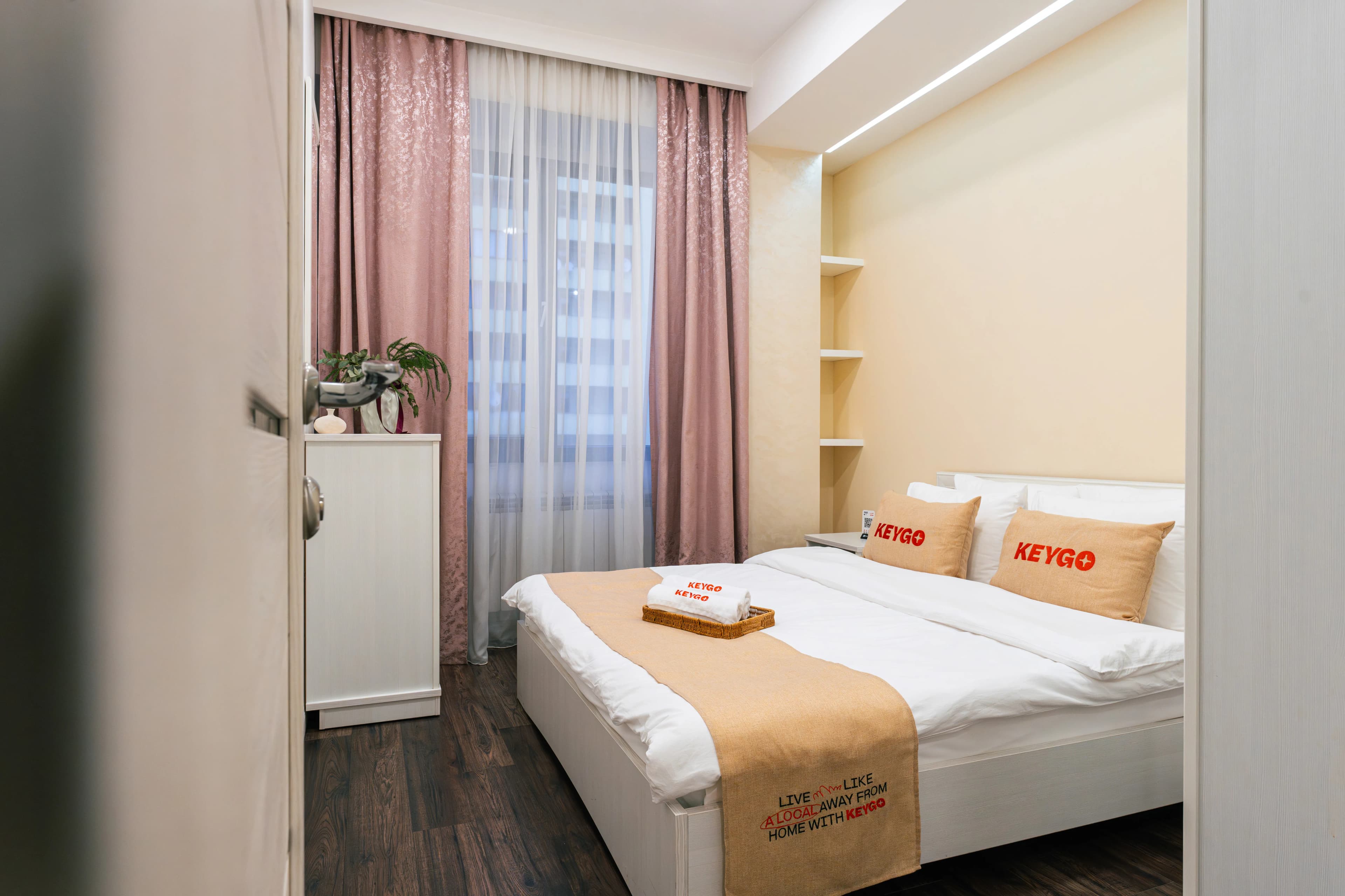Apartment KeyGo #0115 comfort and coziness in the city center photo 3