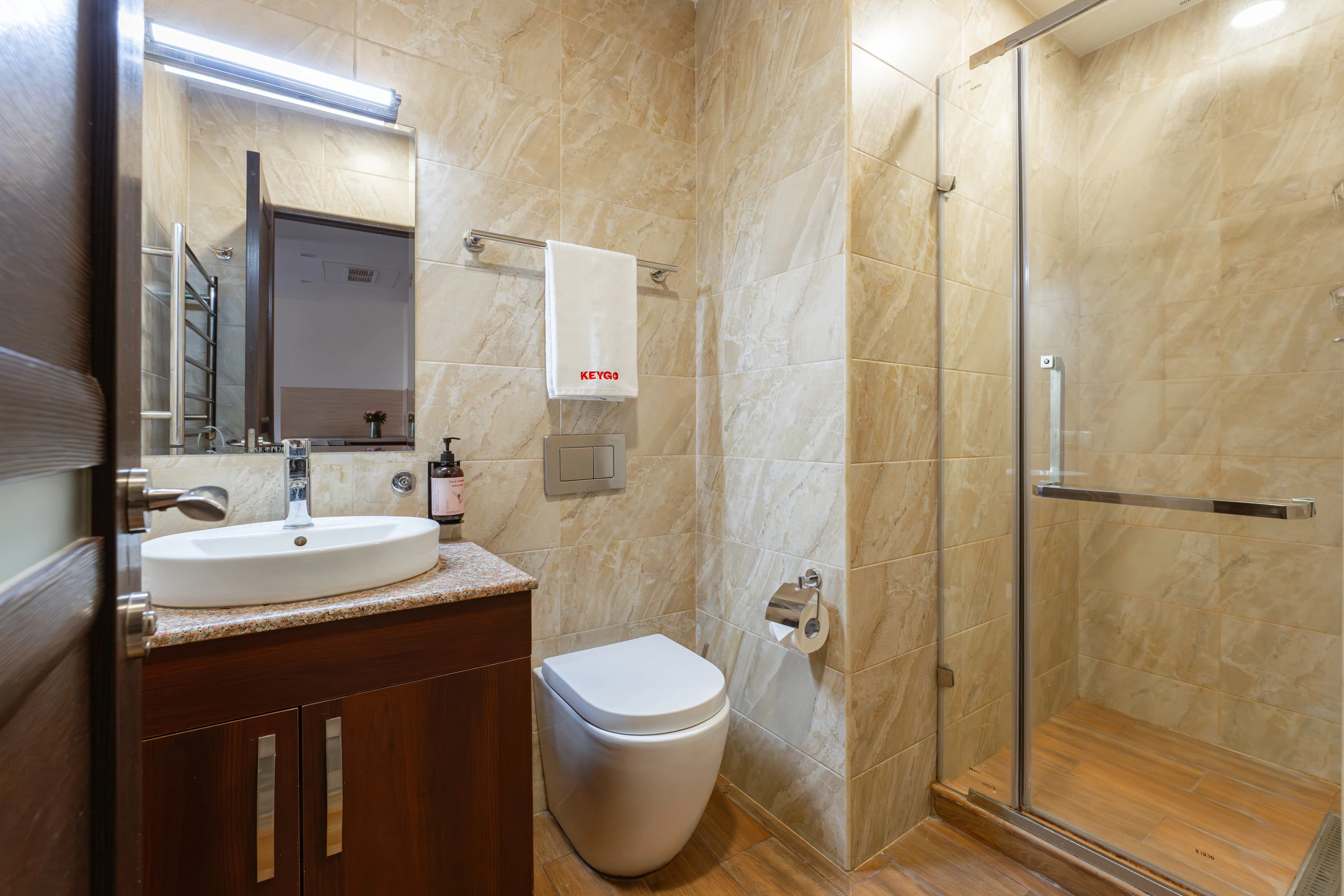 Apartment KeyGo  #0092 next to the National Gallery photo 14