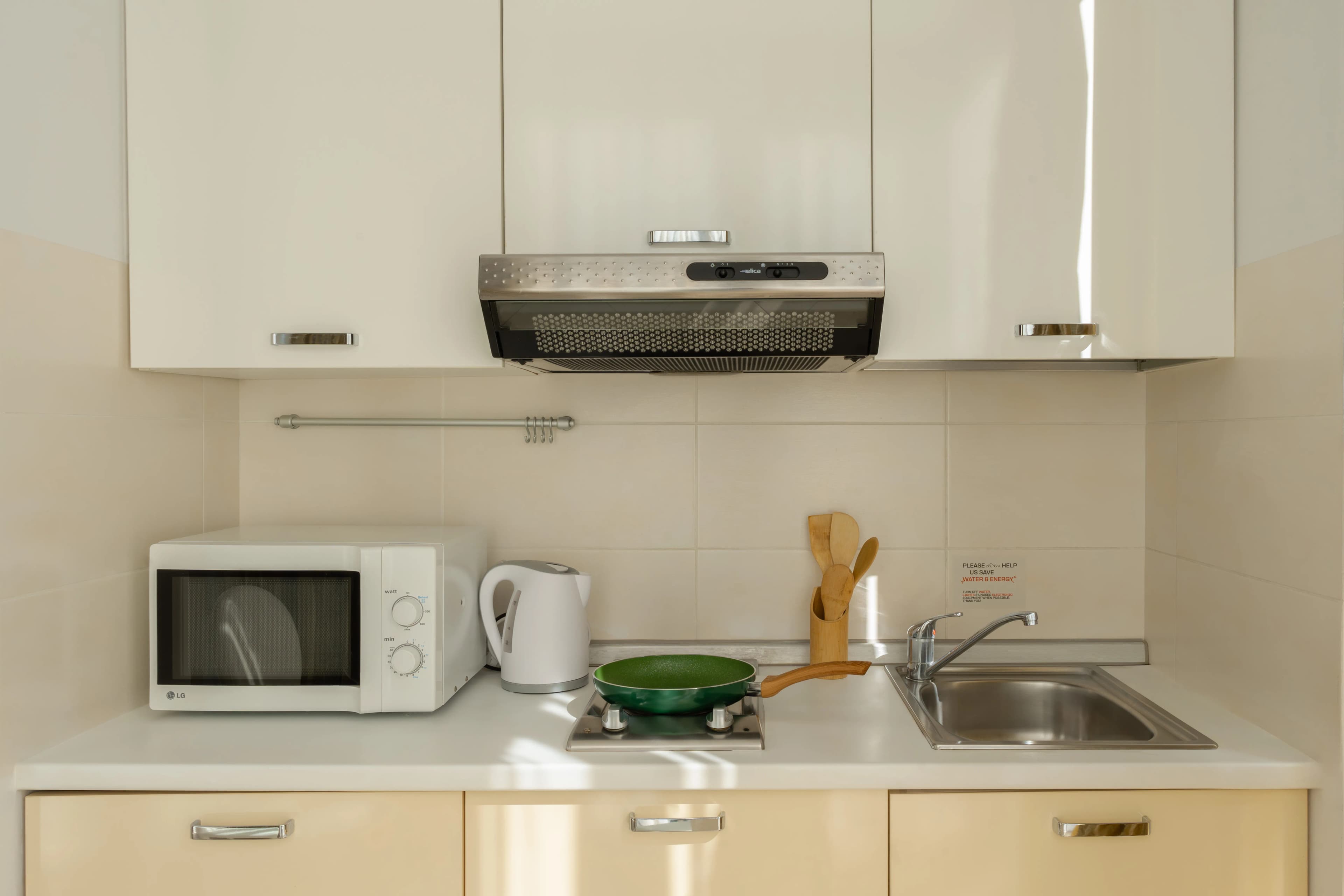 Modern Studio/Near Republic Square photo 4