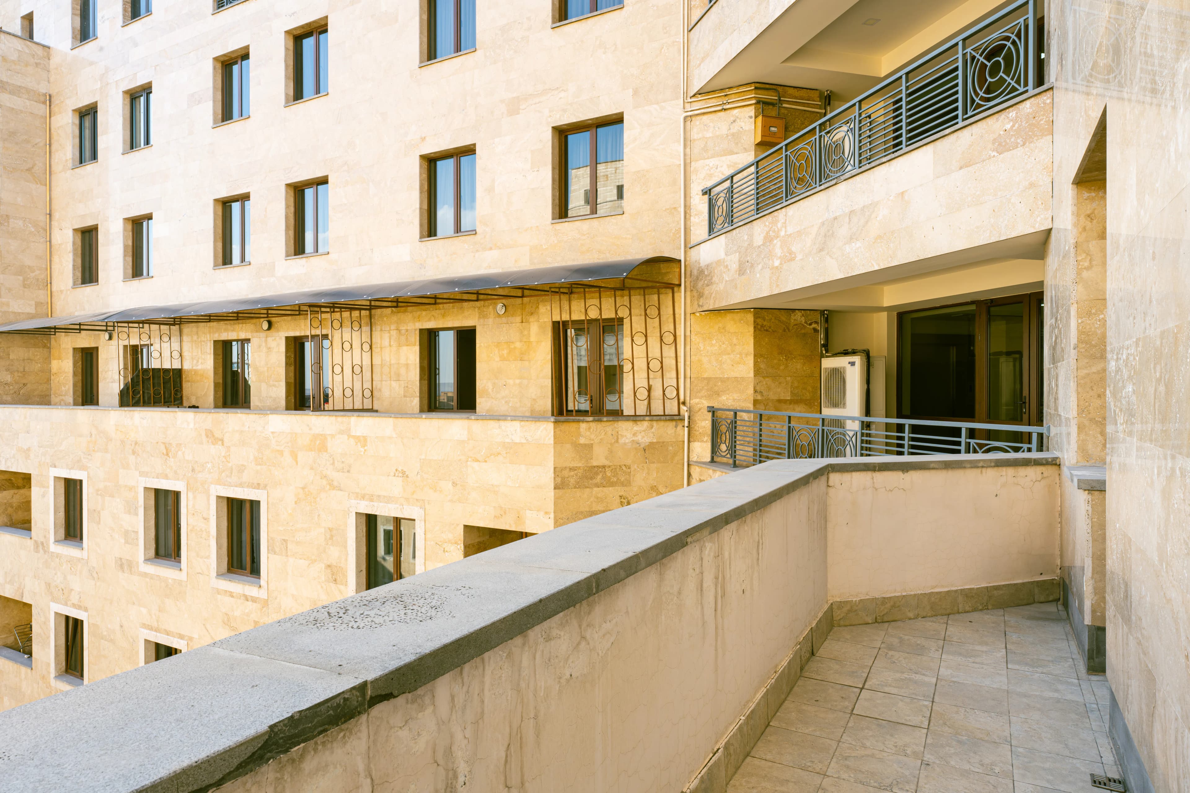 Apartment KeyGo  #0092 next to the National Gallery photo 10