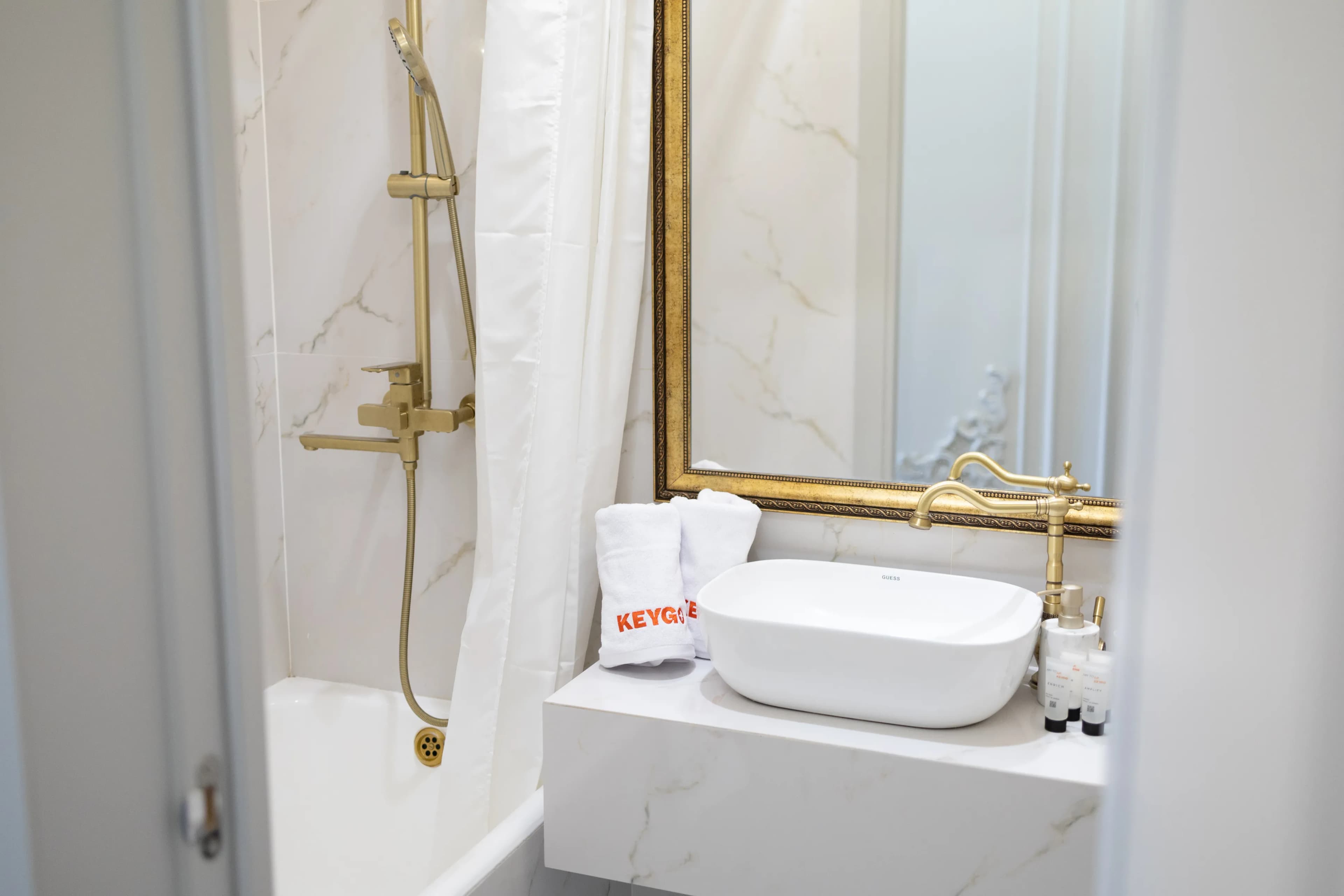 Apartment KeyGo #0023 next to the Opera House photo 5