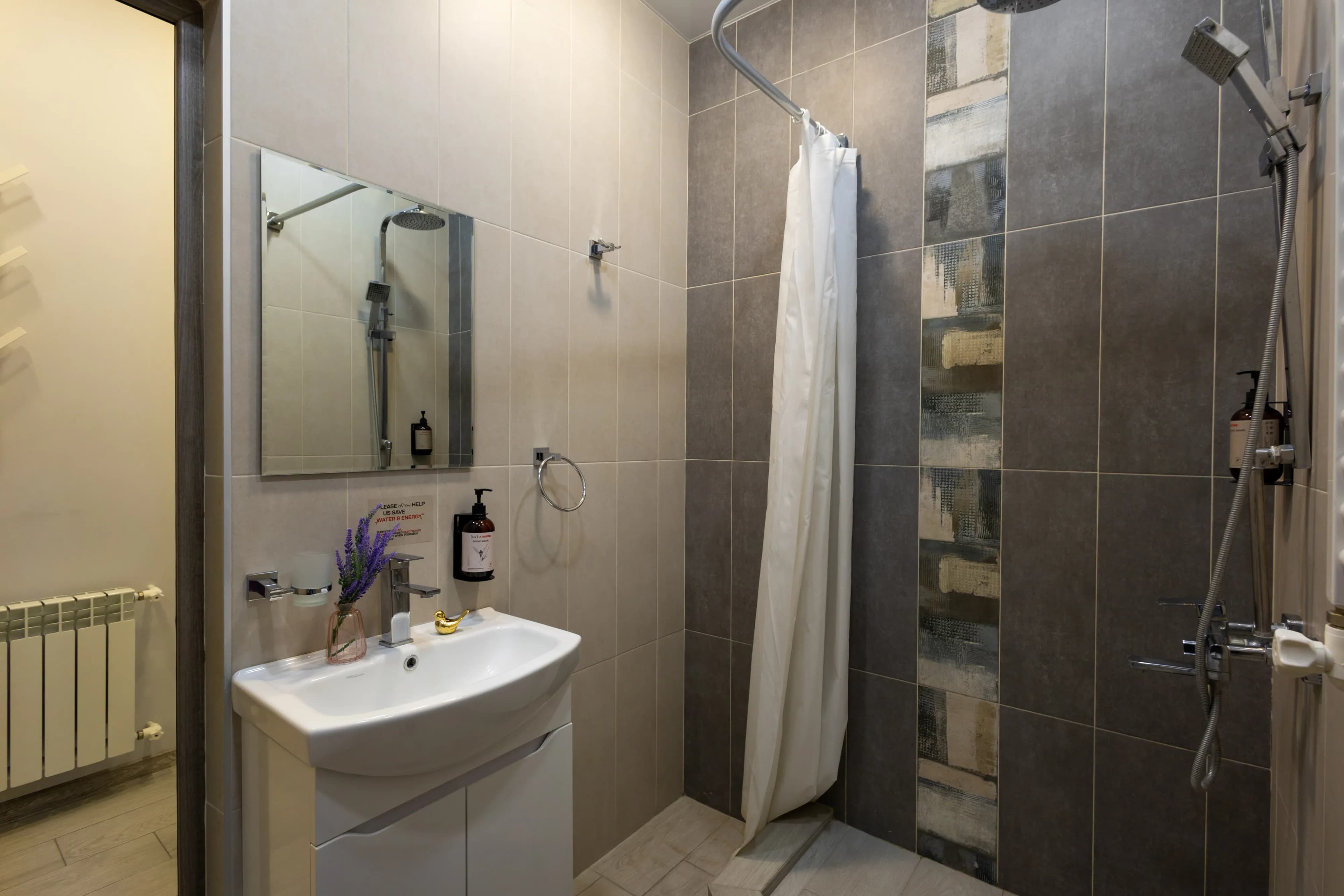 Apartment KeyGo #0052 offers comfort and coziness in the city photo 4