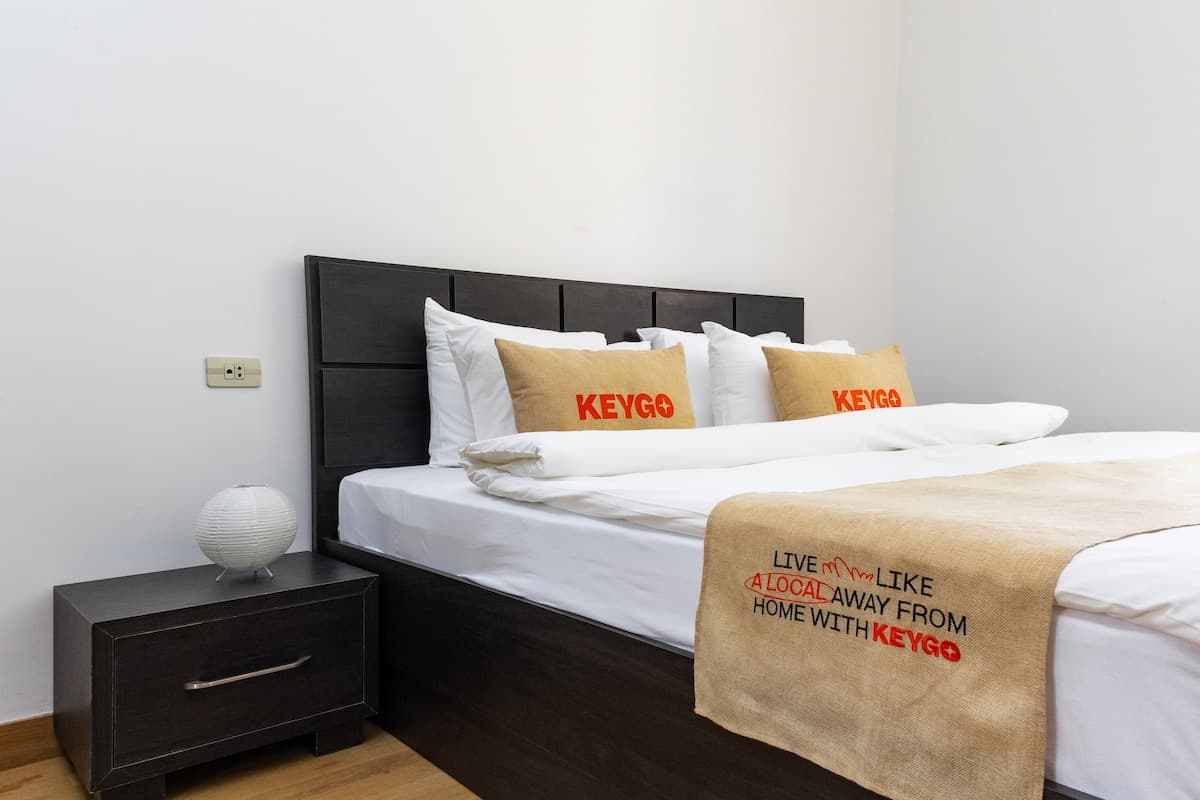 Apartment KeyGo #0175 next to the Opera House photo 6