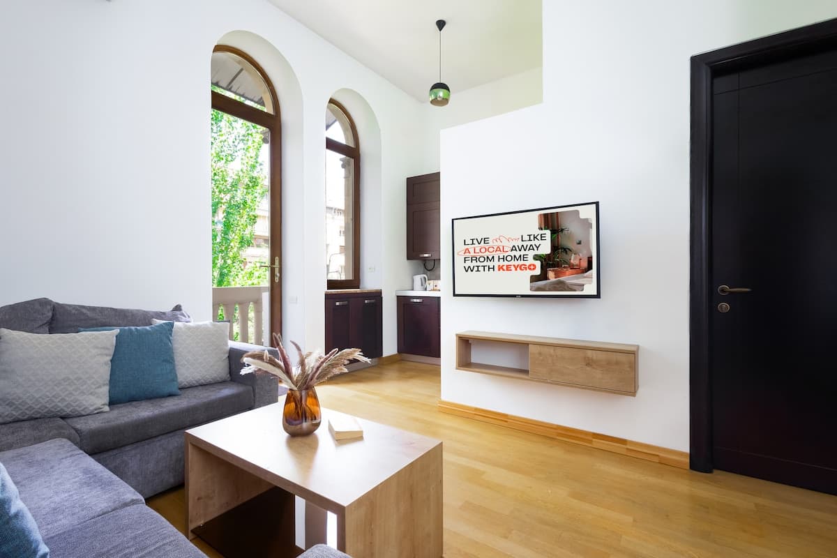 Apartment KeyGo #0175 next to the Opera House