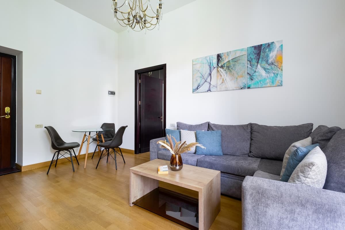 Apartment KeyGo #0175 next to the Opera House photo 10