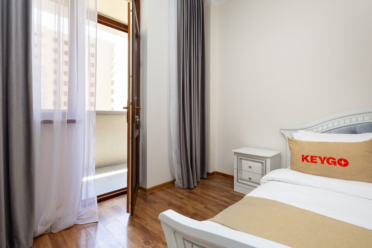 Apartment KeyGo #0176 near Tsitsernakaberd Park photo 9