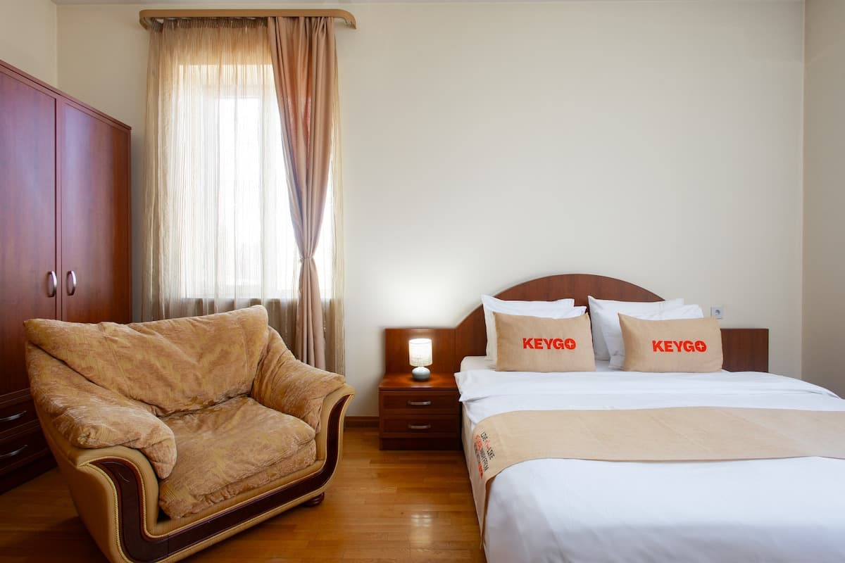 #0185 | 1 Bedroom | Is a comfort and coziness in the city photo 4