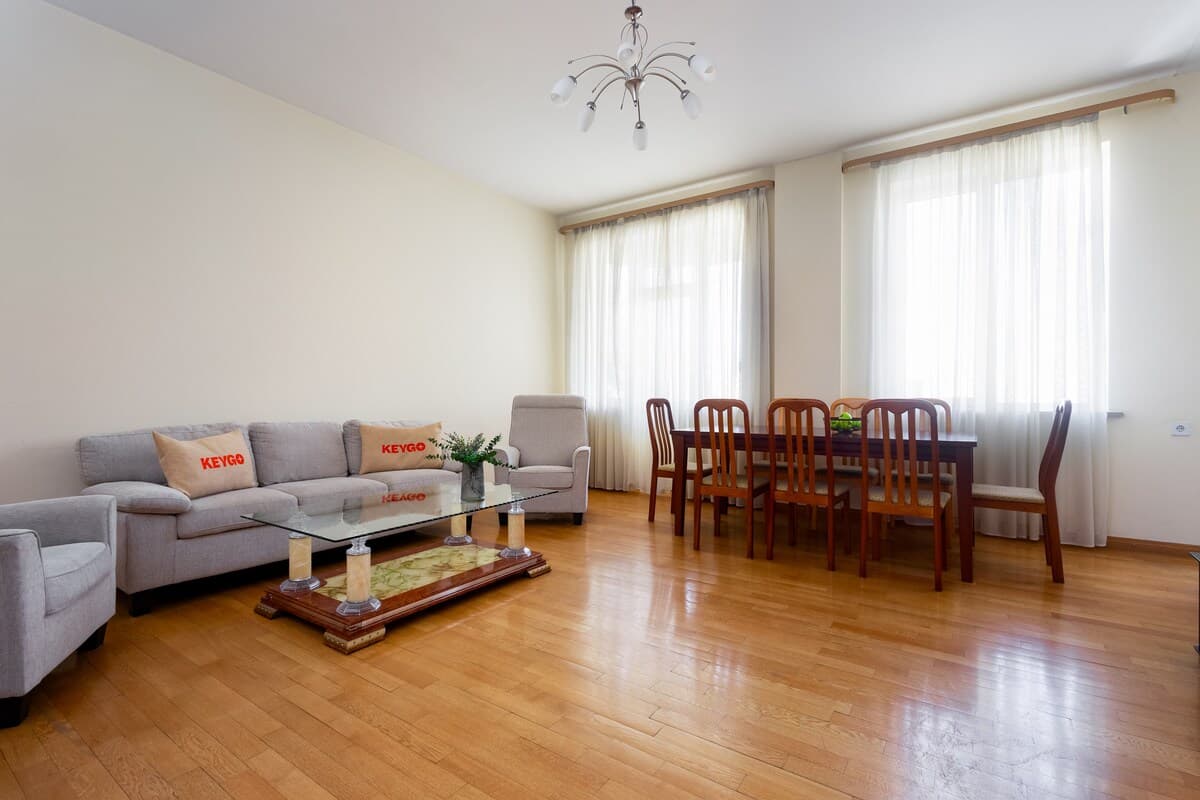 #0185 | 1 Bedroom | Is a comfort and coziness in the city photo 9