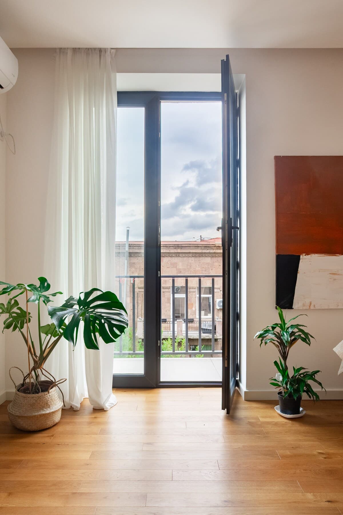 #0187 | 2 Bedroom | Is the key to a comfortable location photo 25
