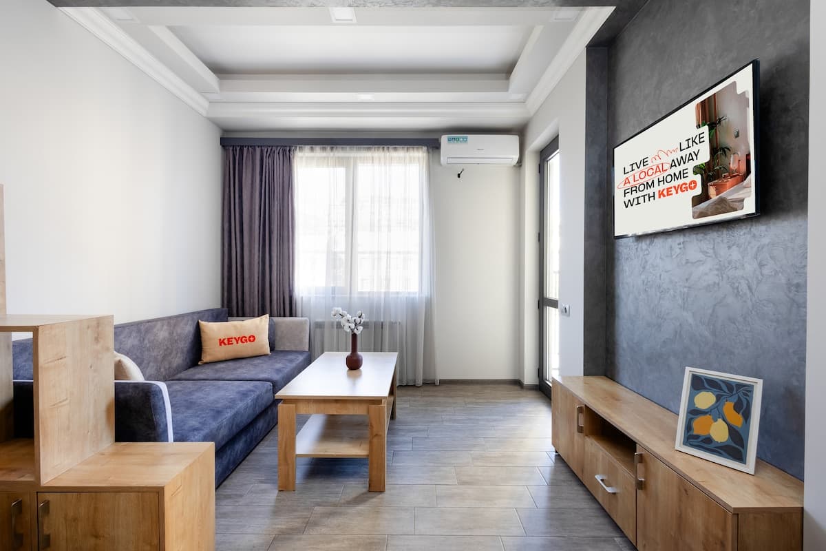 #0197 | 1 Bedroom | Near Diana Abgar Park photo 11