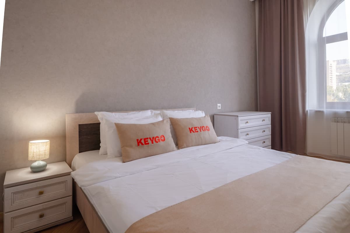 #0199 | 2 Bedroom | Near Yeritasardutyan Park photo 8
