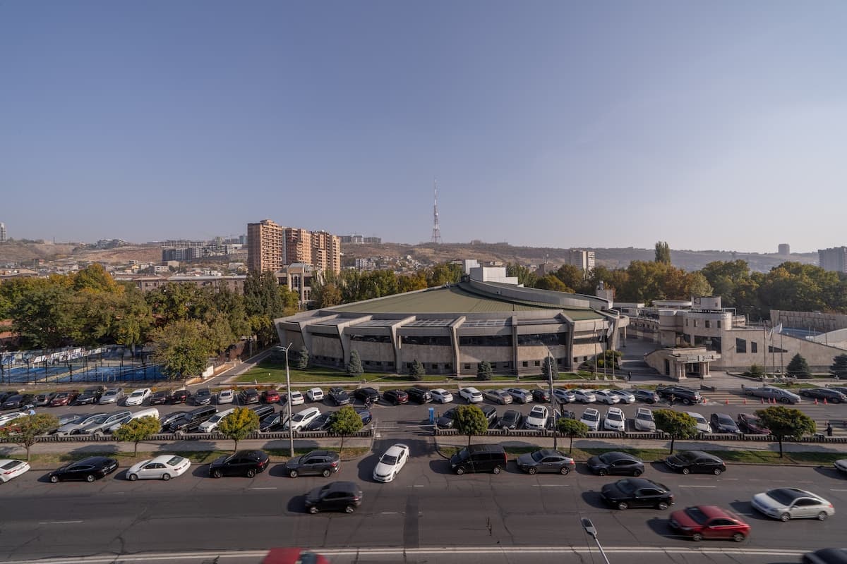 #0199 | 2 Bedroom | Near Yeritasardutyan Park photo 6