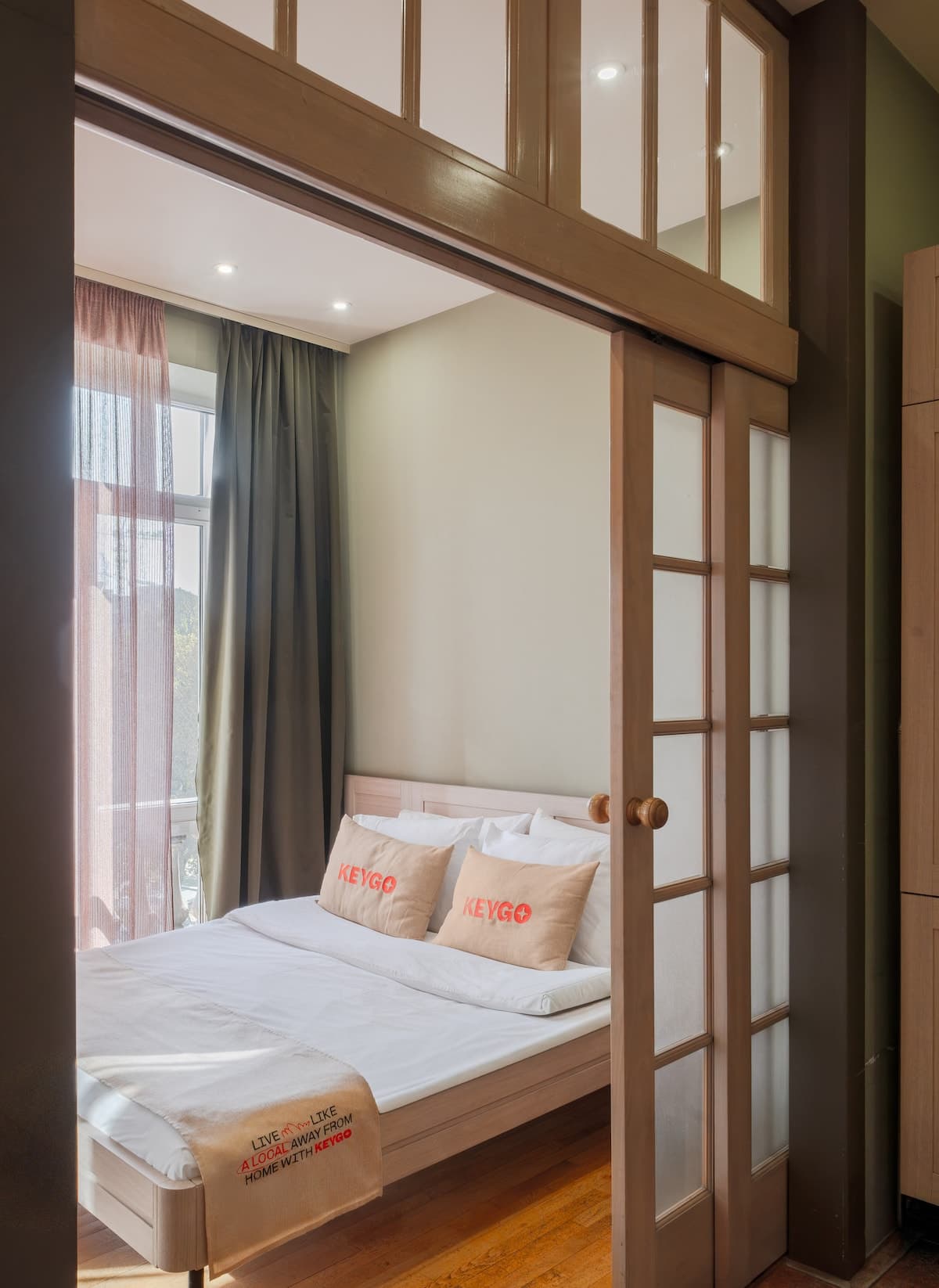 #0201 | 1 Bedroom | next to the National Gallery photo 12