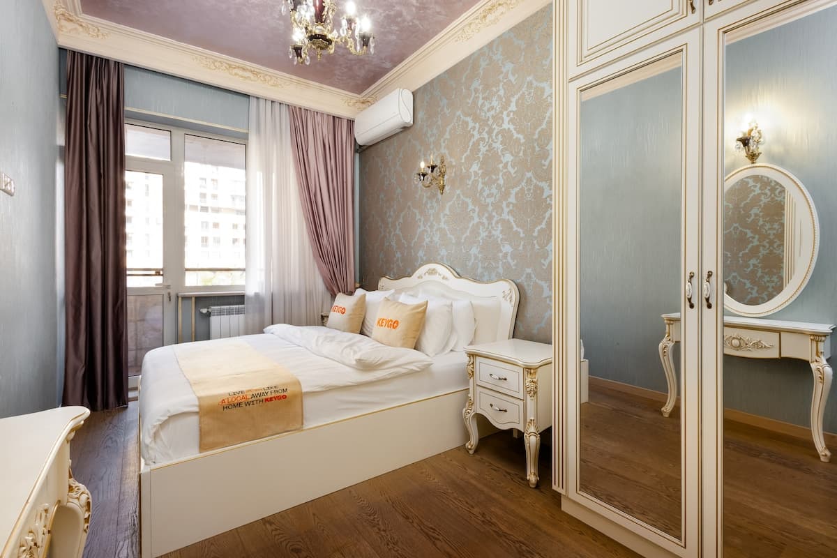 #0203 | 1 Bedroom | Near Republic Square photo 9