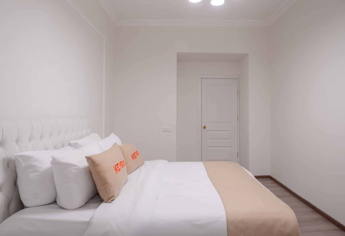 #0206 | 2 Bedroom | Near Yeritasardutyan Park photo 5