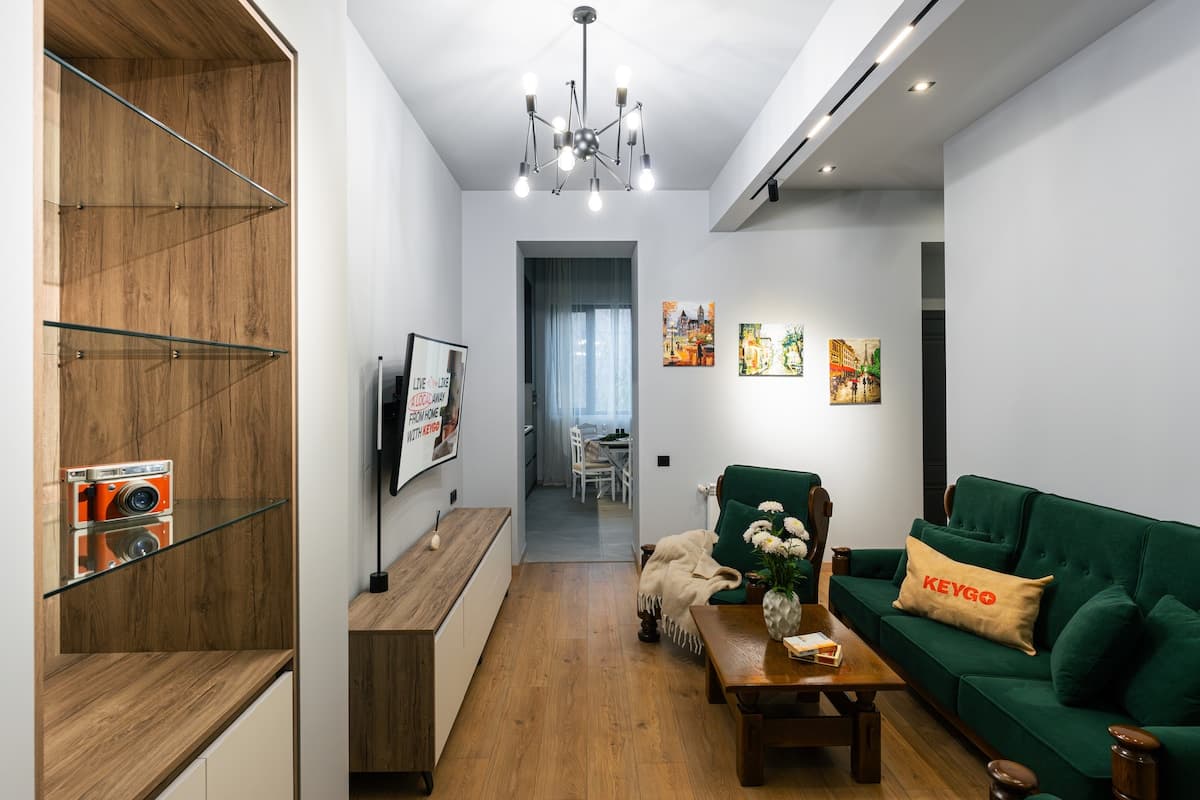 KeyGo #0111 | 1 Bedroom | Near The Opera House