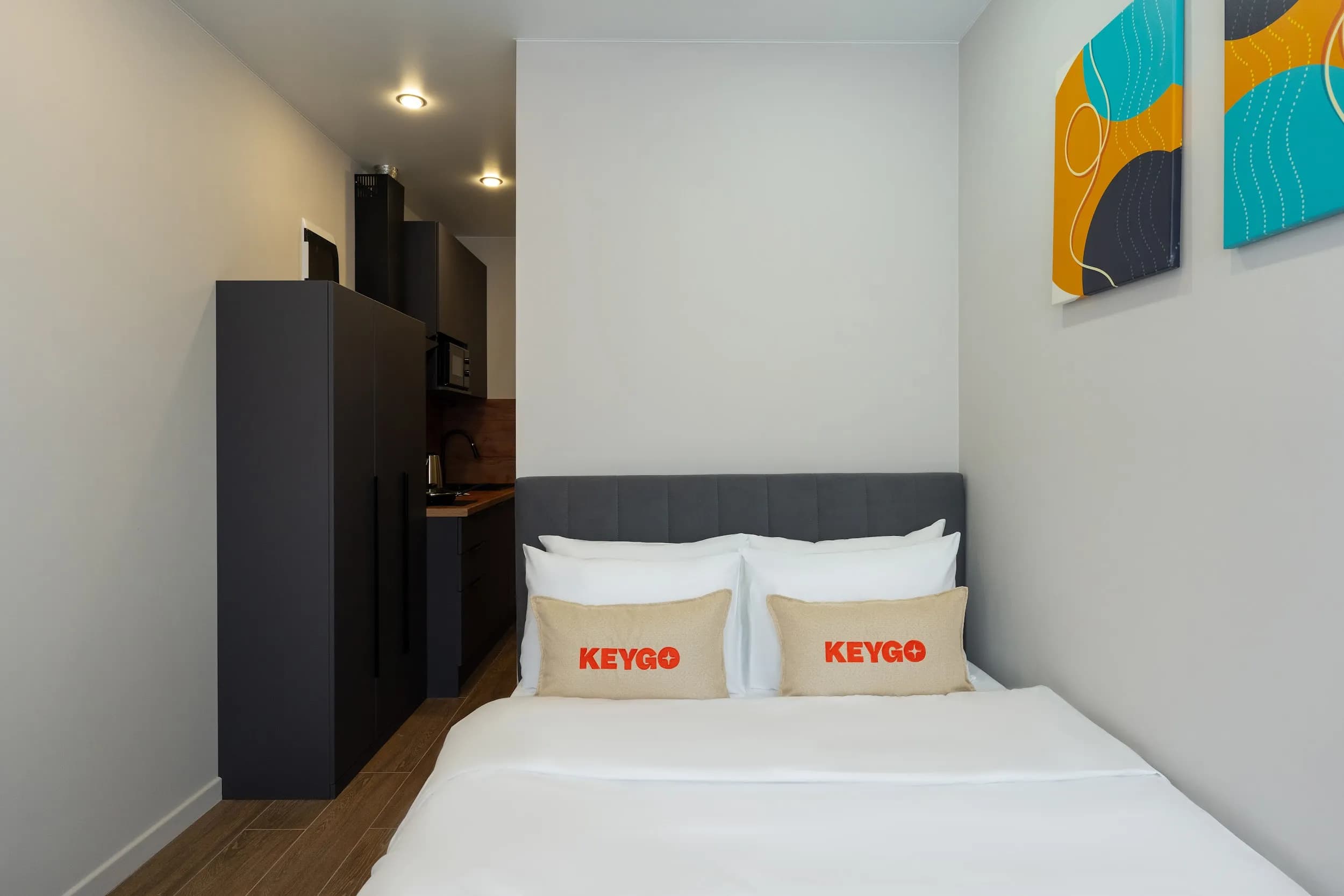 Студия KeyGo #1042: кофе в кружке и Wi-Fi на максимуме photo 7