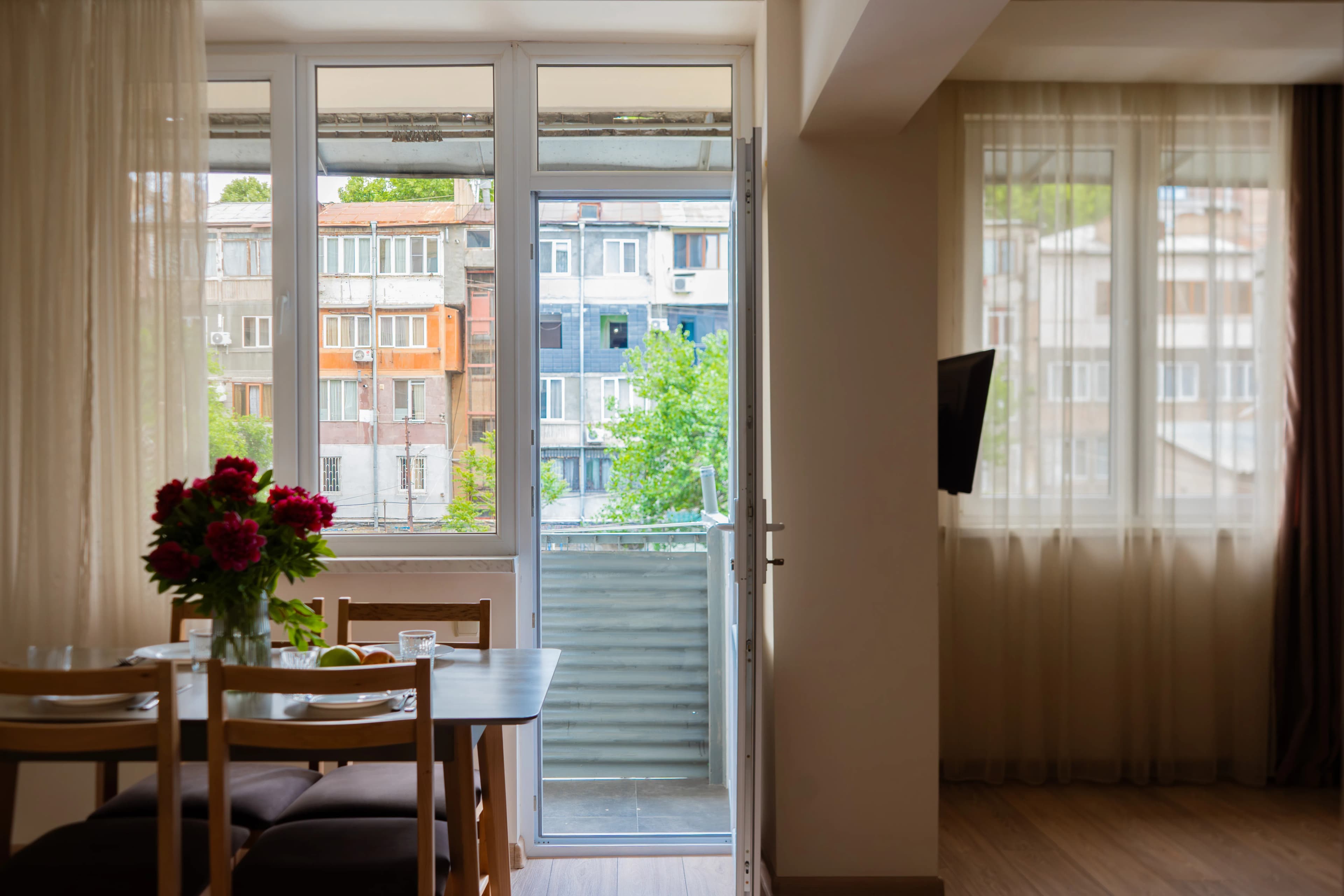 Apartment KeyGo #0082 key to the center of Yerevan photo 16