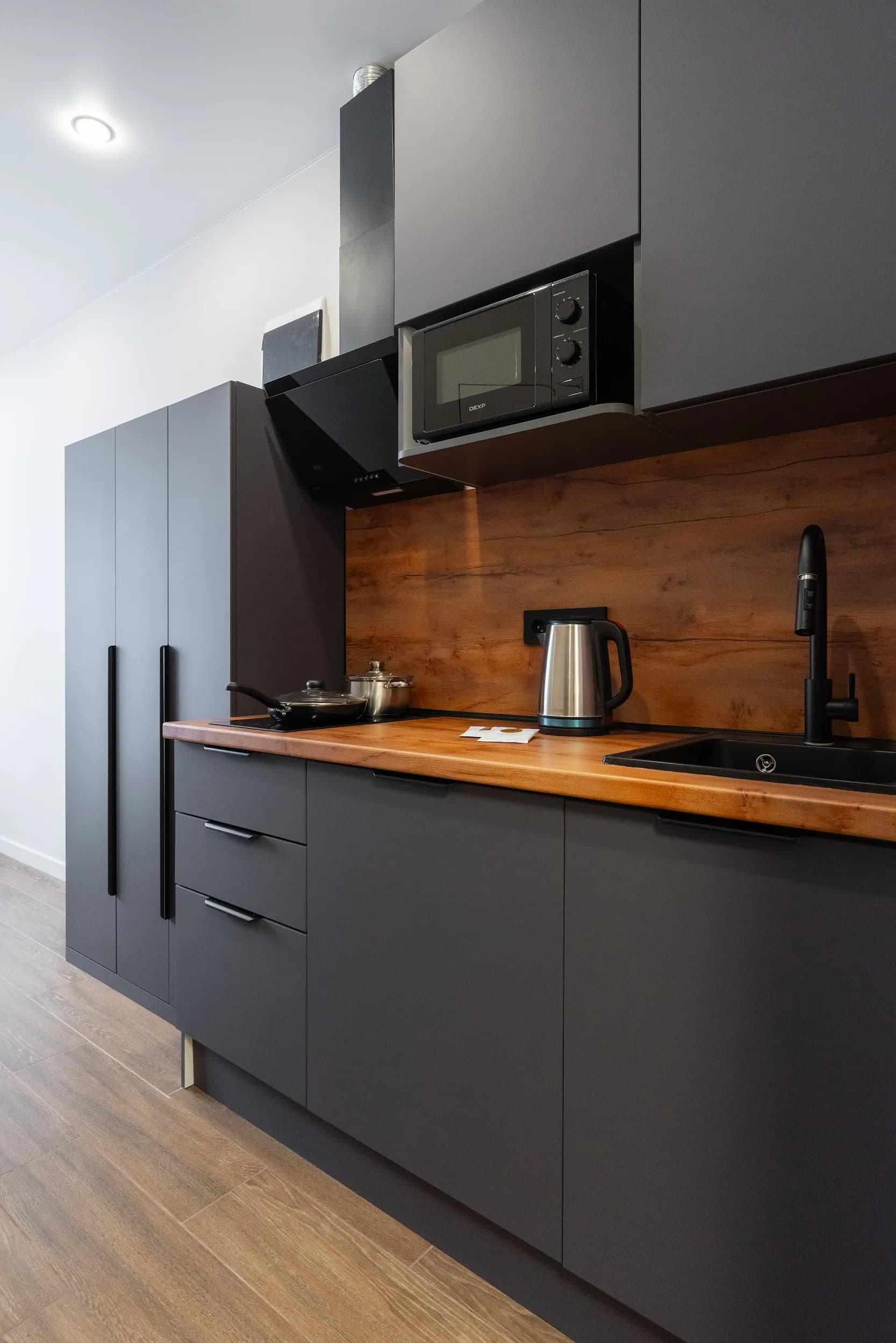 Студия KeyGo #1042: кофе в кружке и Wi-Fi на максимуме photo 10