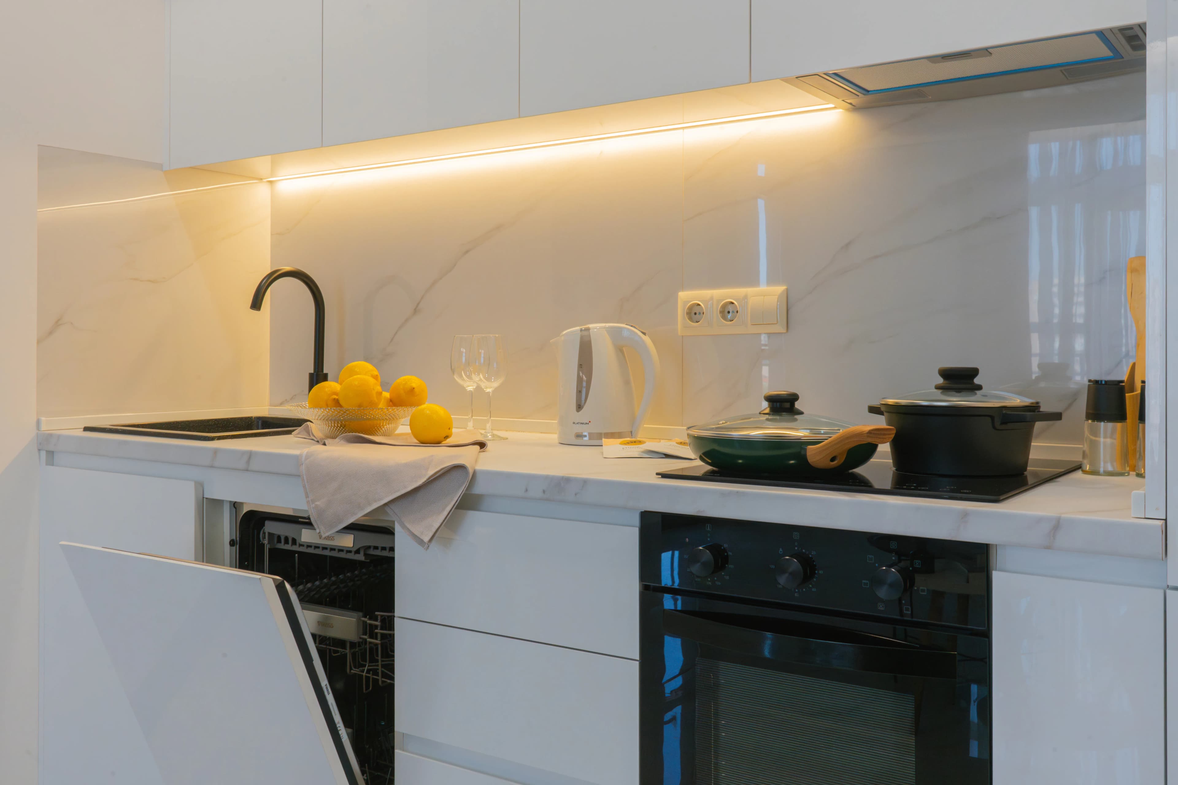 Apartment KeyGo #0098 key to the center of Yerevan photo 14