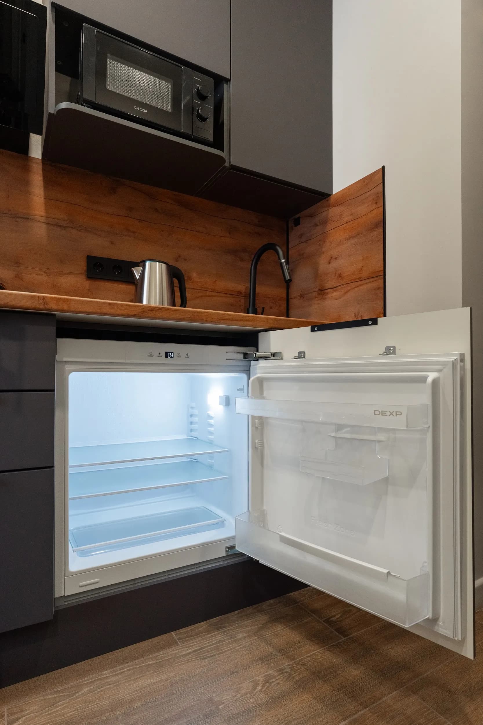 Студия KeyGo #1042: кофе в кружке и Wi-Fi на максимуме photo 12