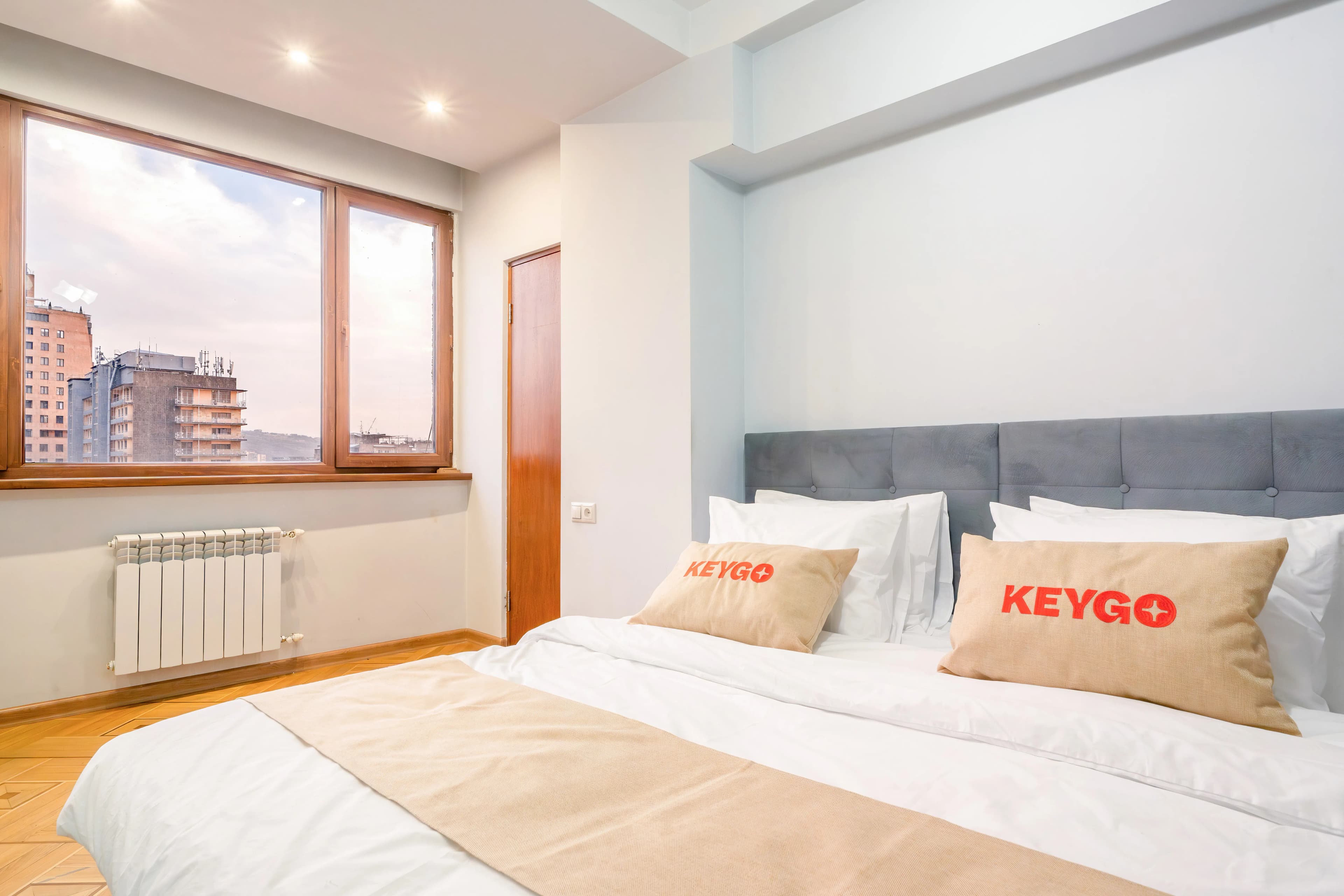 2BR/Near Opera/Overlooking Yerevan/Selfenter photo 8