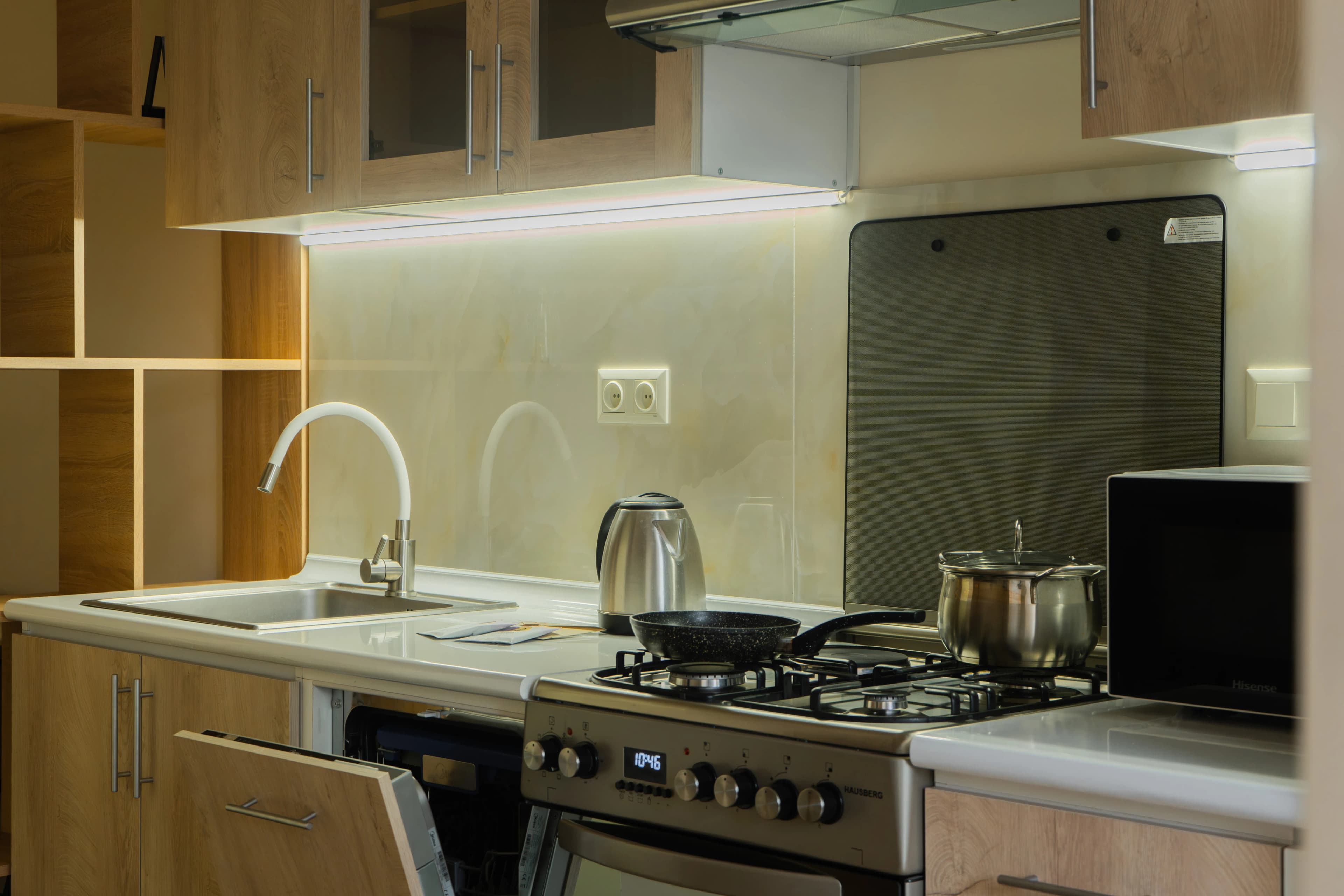 Apartment KeyGo #0040 next to St. Sarkis Church photo 16