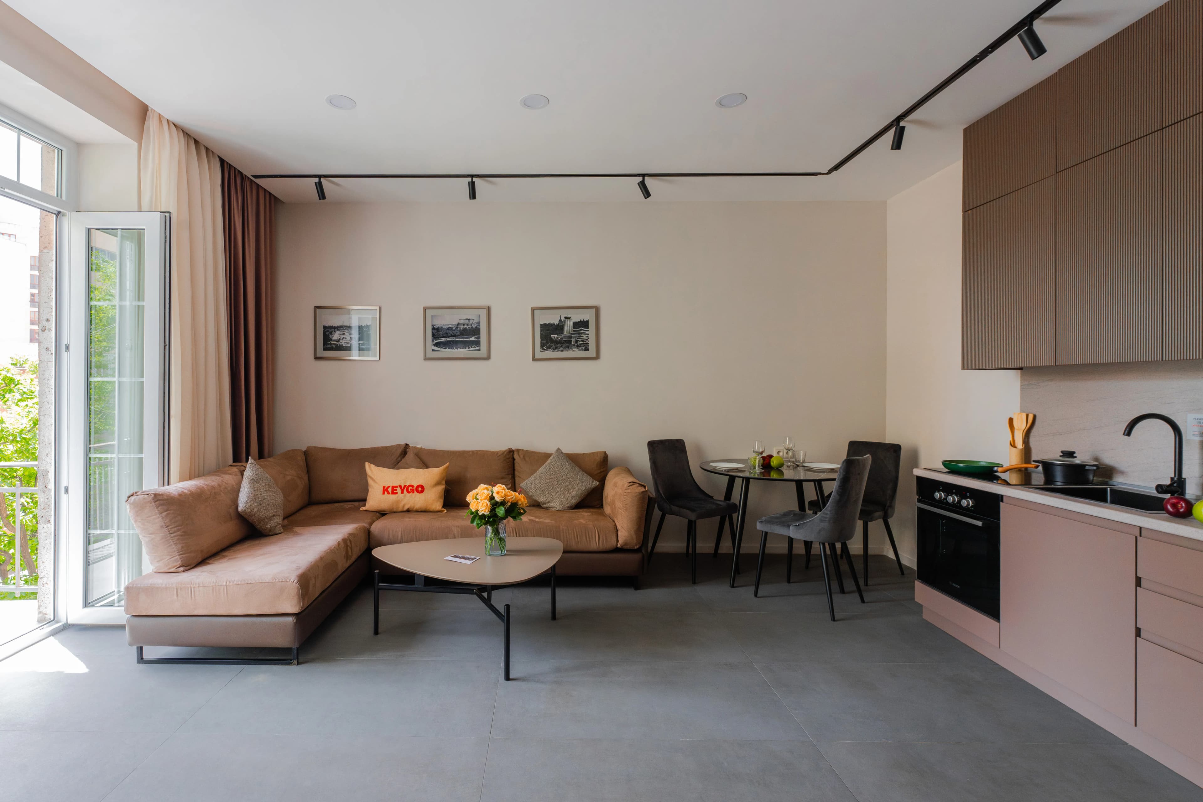 Apartment KeyGo #0080 key to the center of Yerevan photo 6