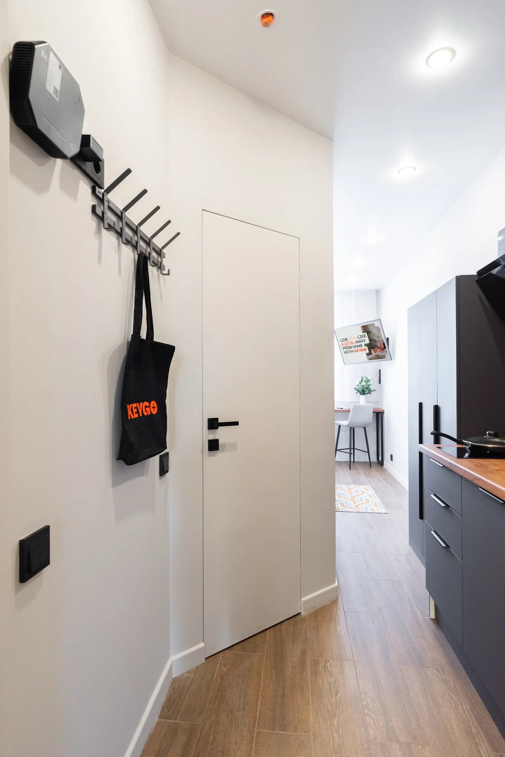 Студия KeyGo #1042: кофе в кружке и Wi-Fi на максимуме photo 20