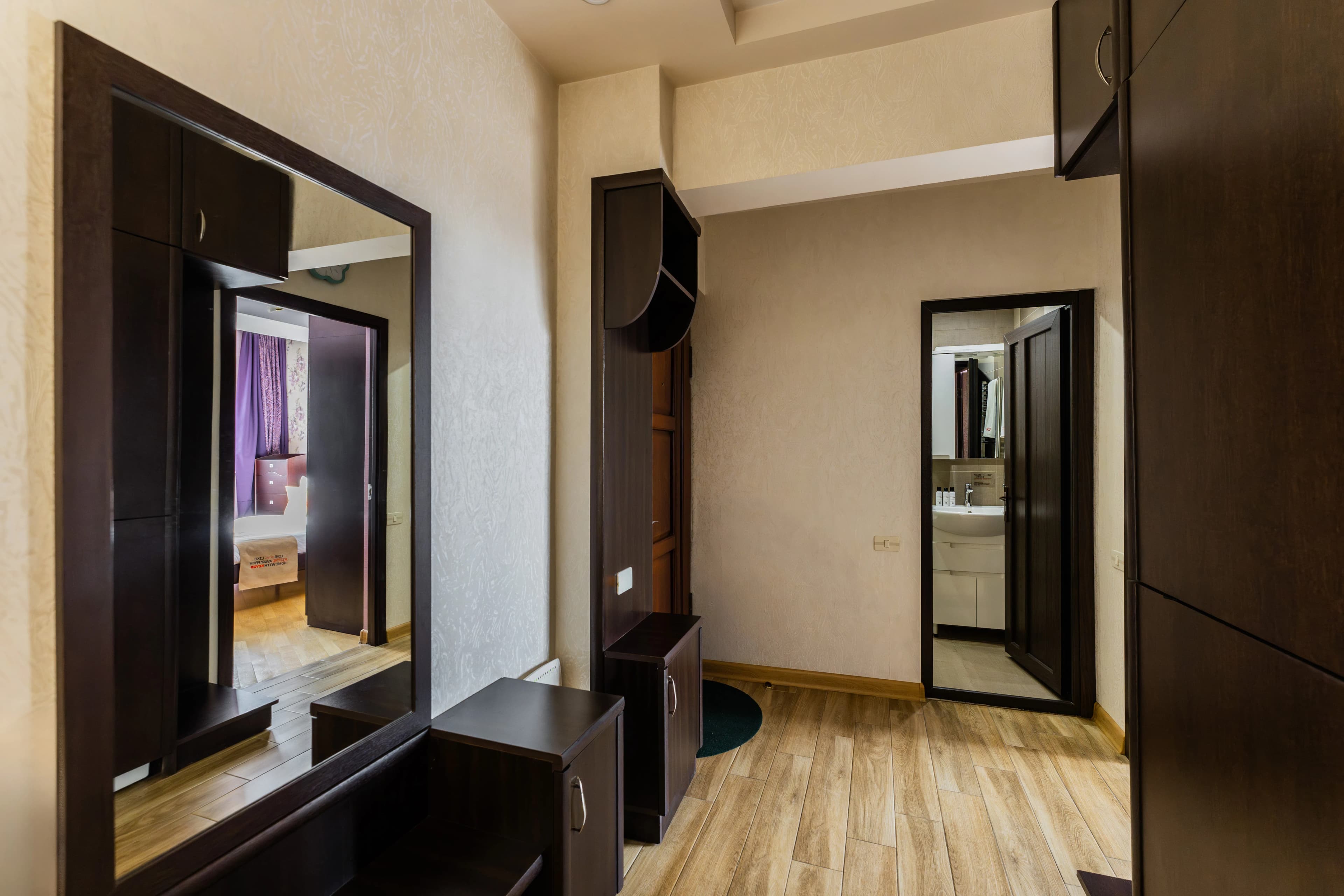 Apartment KeyGo #0055 is located next to Republic Square photo 14