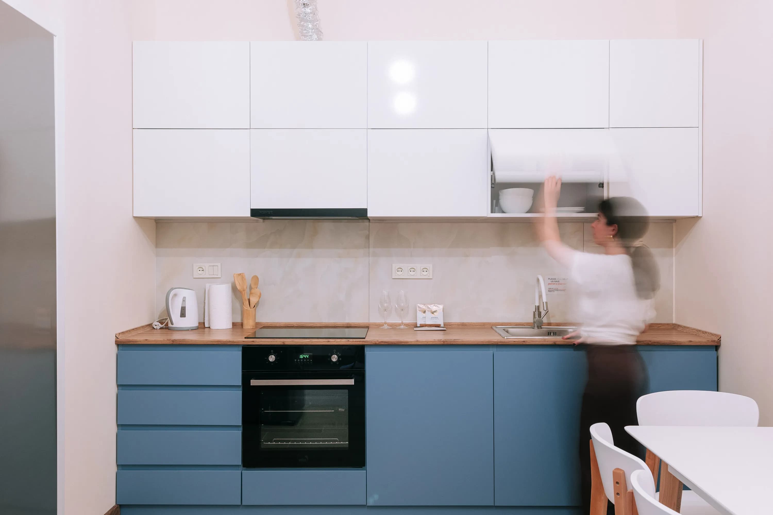 Apartment KeyGo #0041 next to St. Sarkis Church photo 4